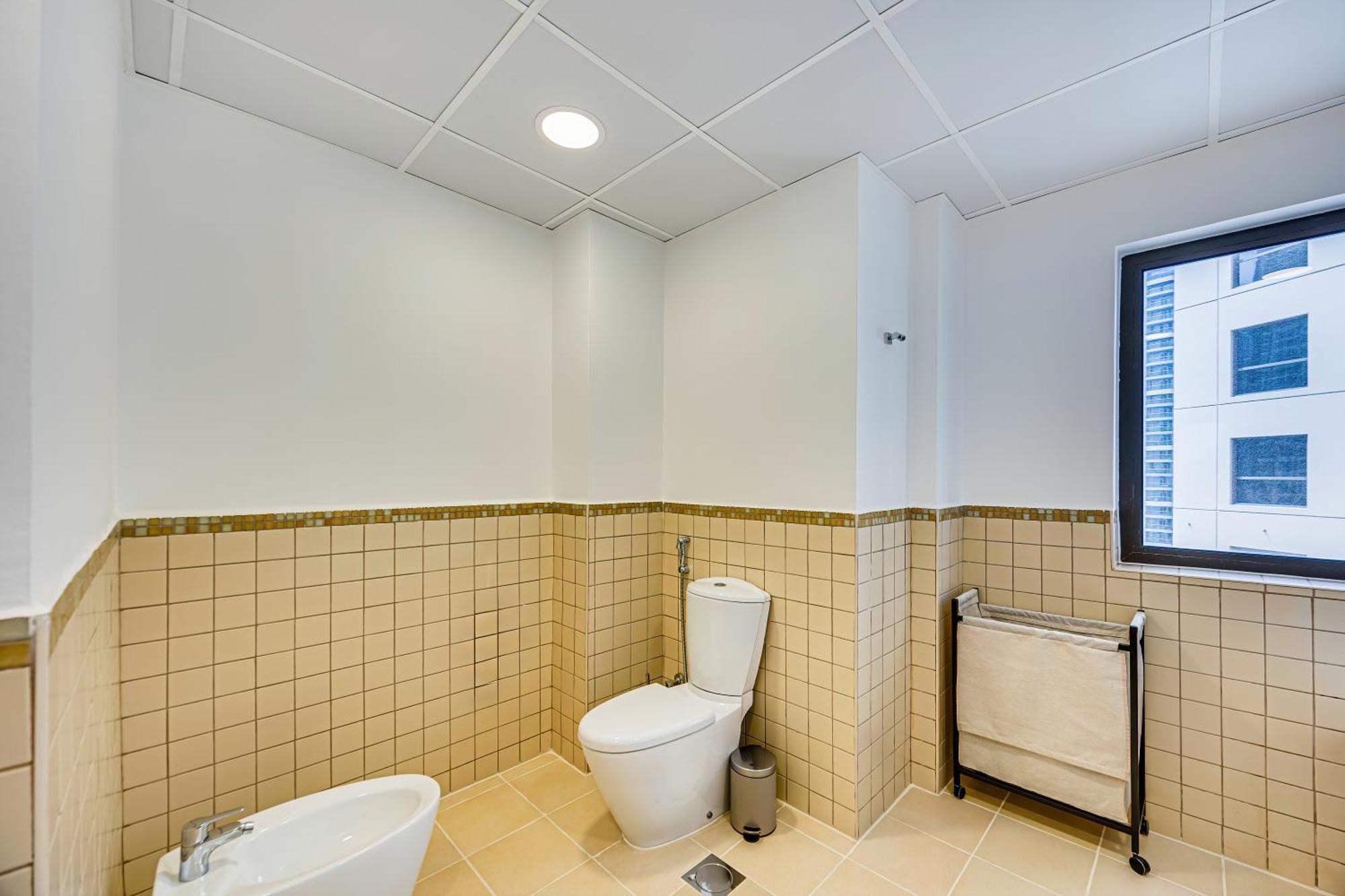 Stylish 2br Just Minutes From *