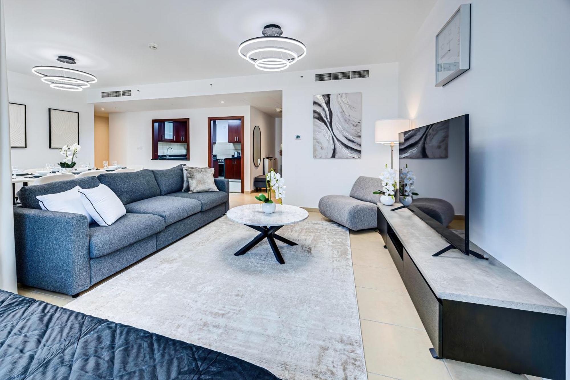 Stylish 2br Just Minutes From *