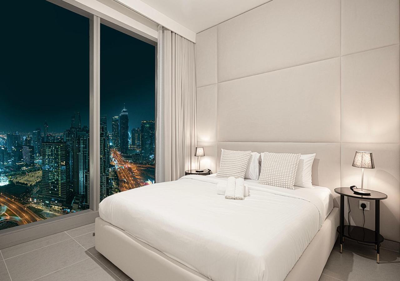 Luxury 4br In Downtown With Burj & Fountain Views Apartment *
