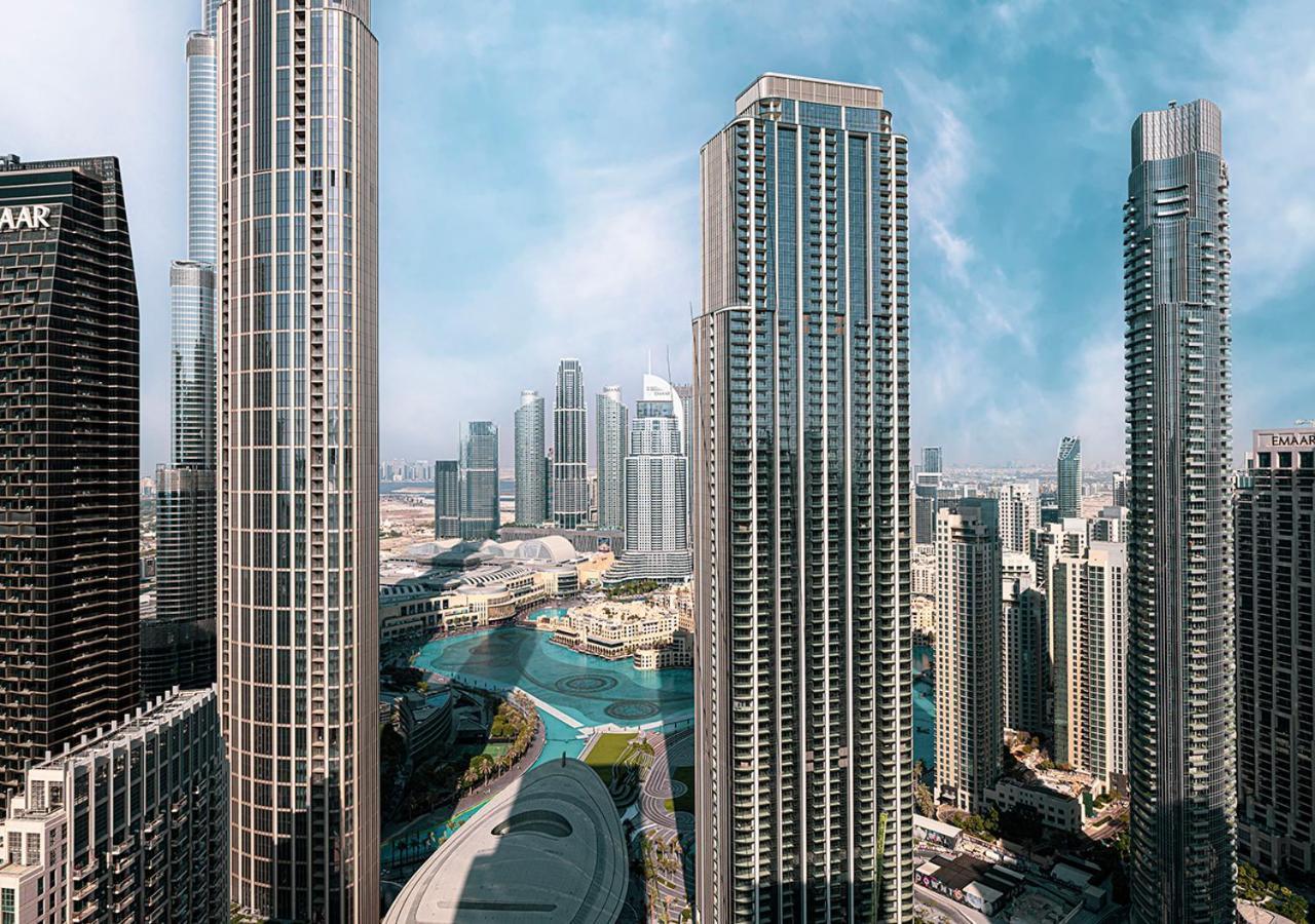 Apartment Luxury 4br In Downtown With Burj & Fountain Views *