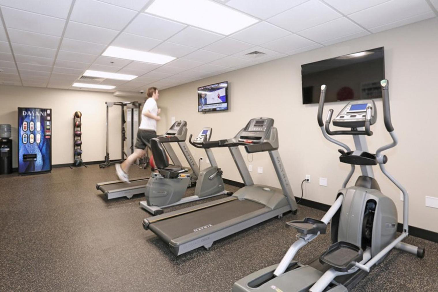 Blueground Downtown View Pool Gym Dxb-591 Apartment