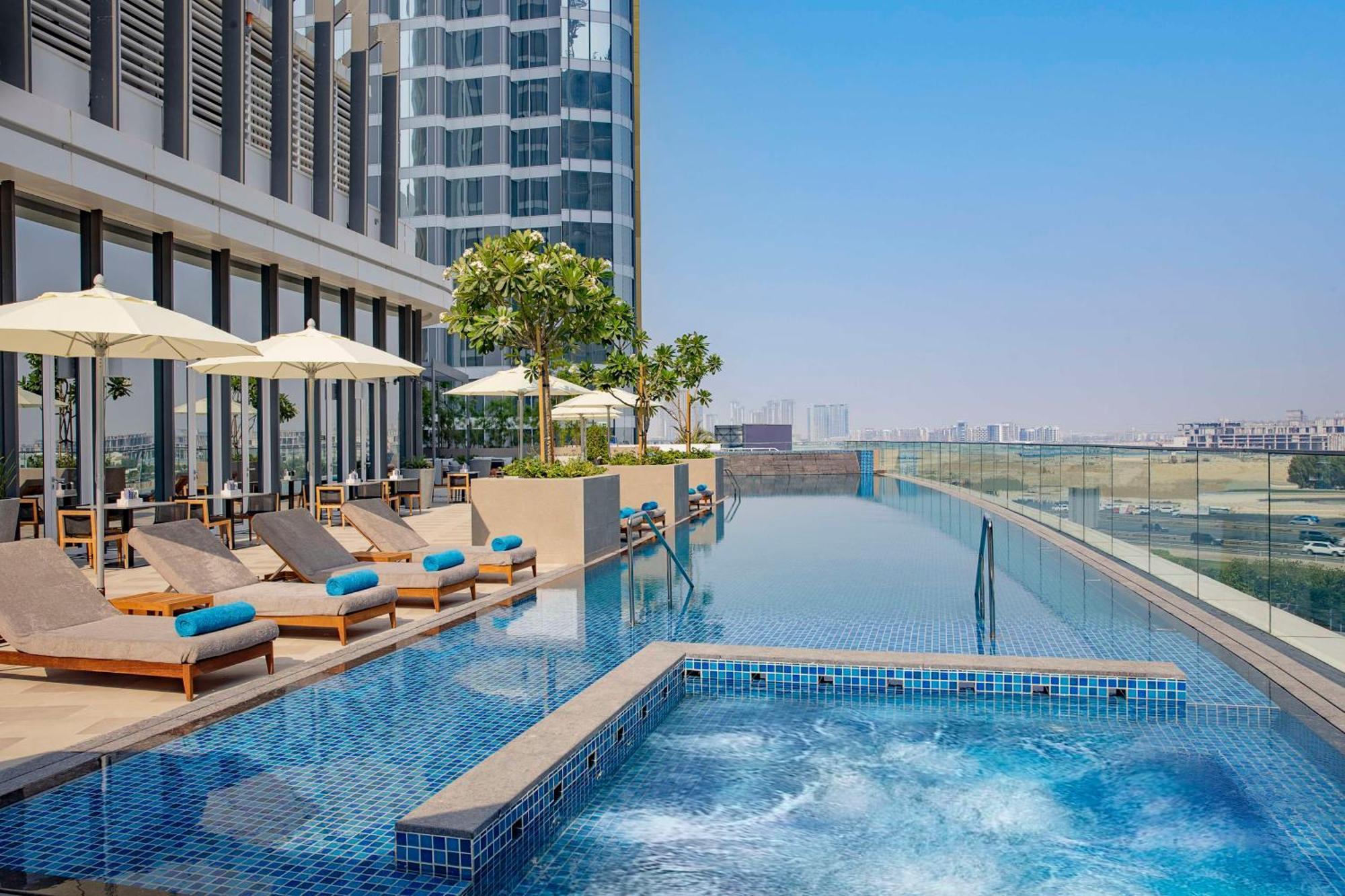 Embassy By Hilton Business Bay 5* Dubai