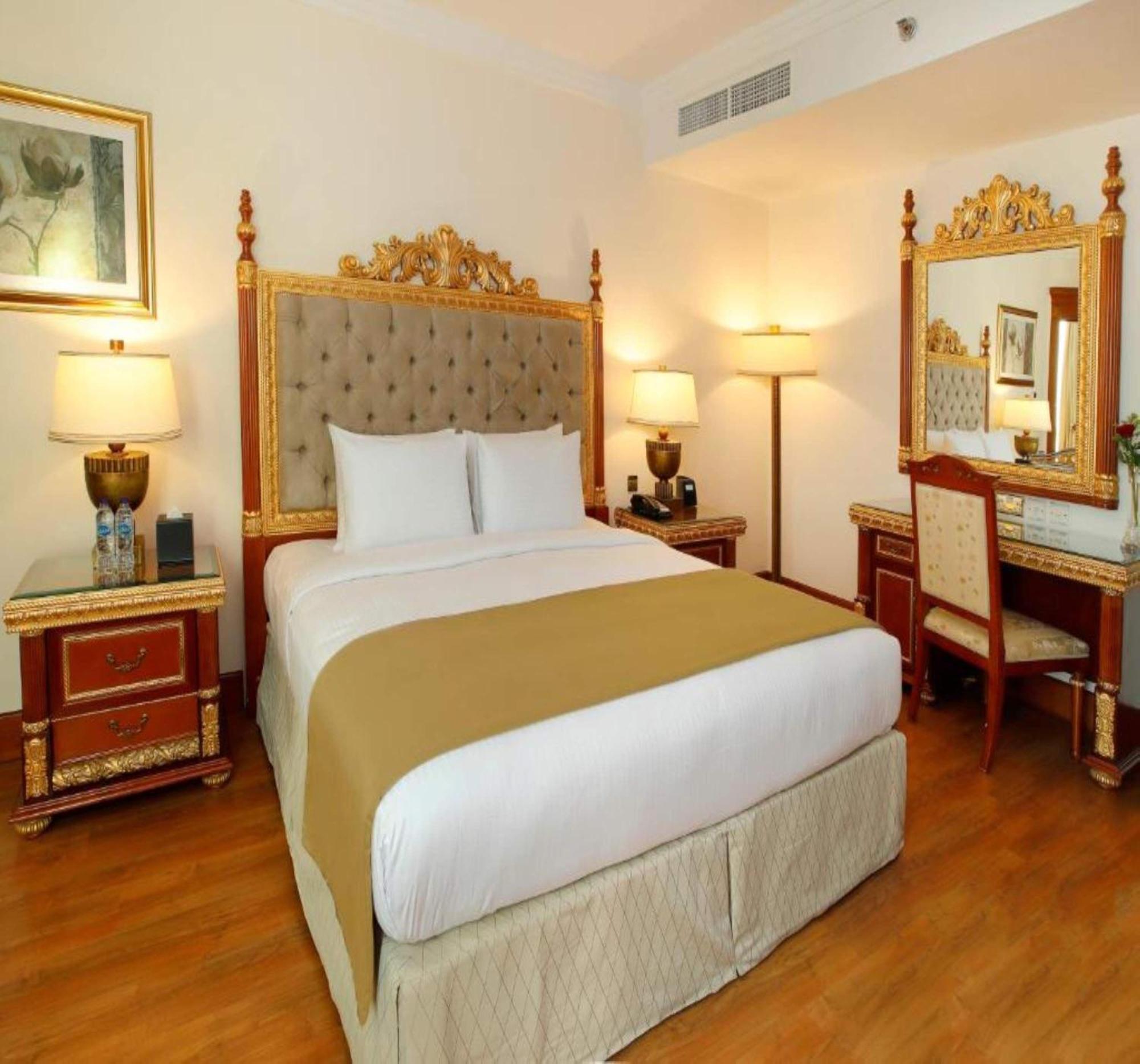 Sunday International Hotel