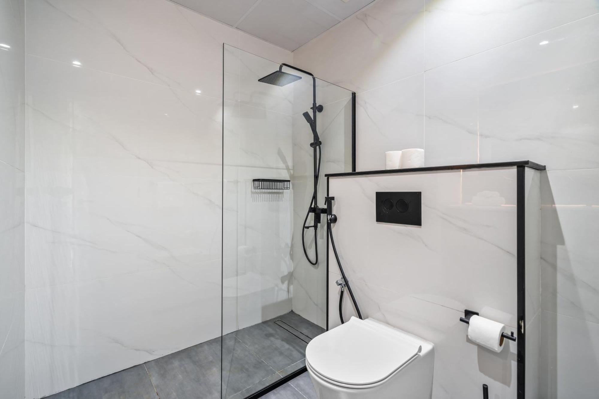 Luxury 1 Bedroom In Discovery Gardens Apartment Dubai