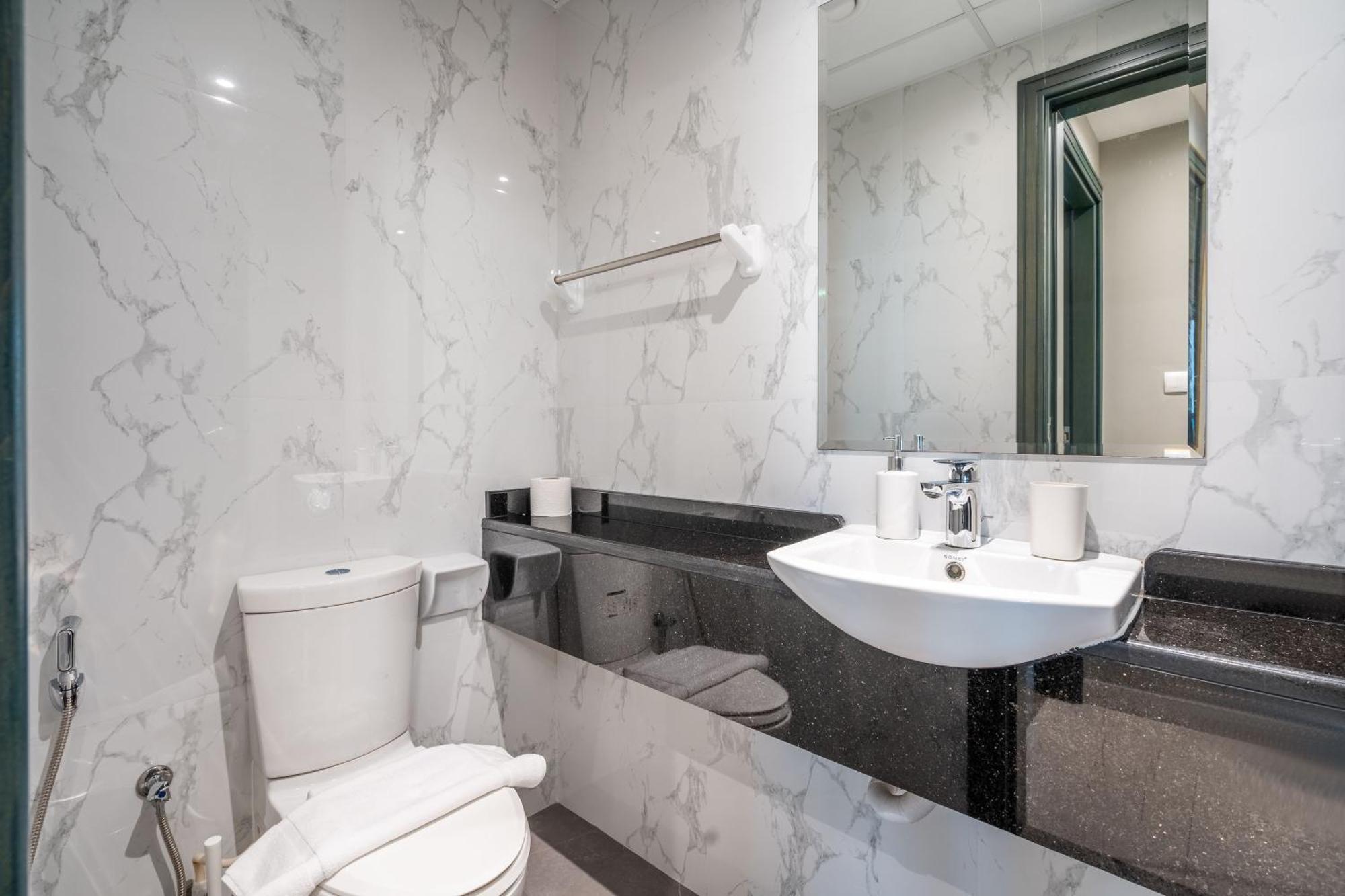 Stylish In Business Bay Apartment