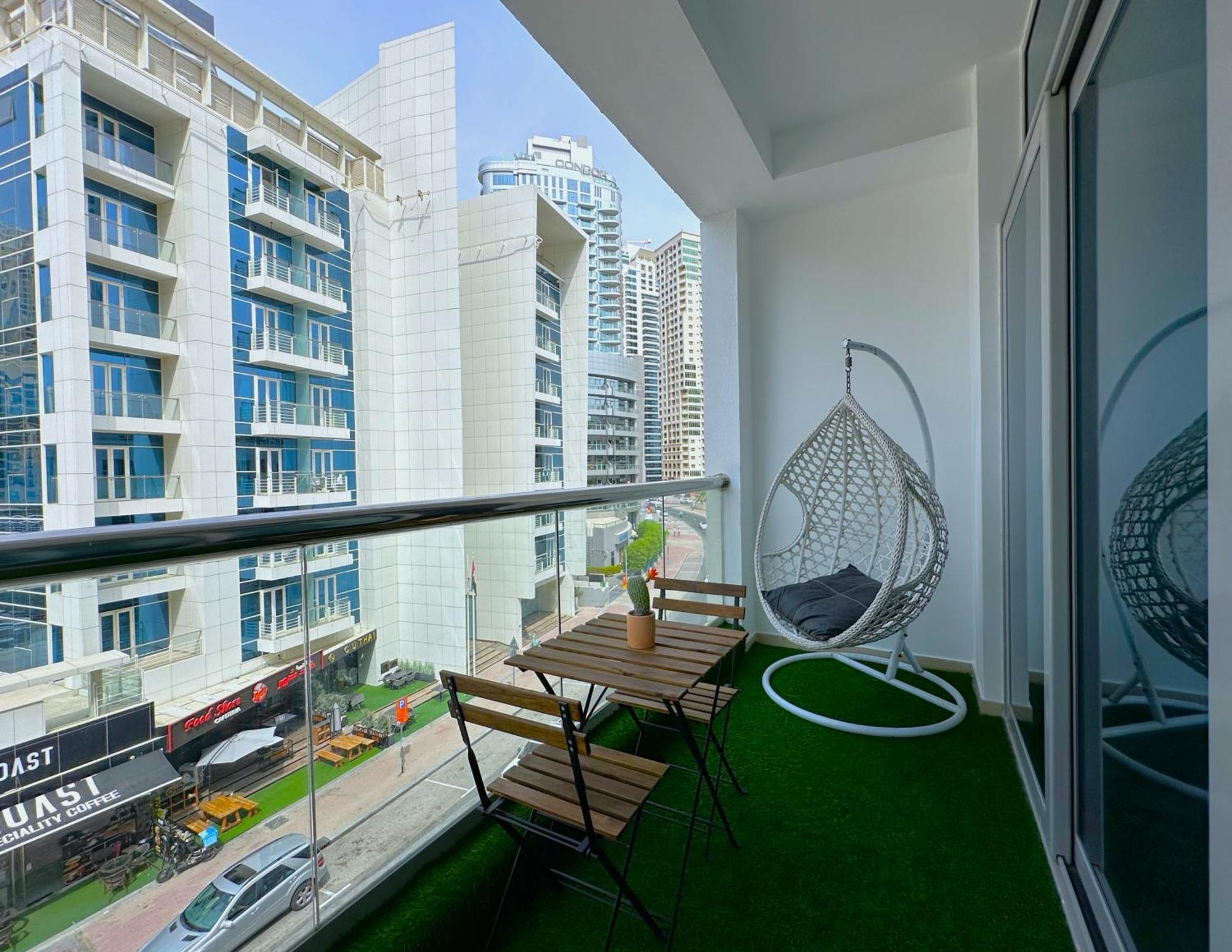 Apartment First Line Canal View With Balcony Max 4 Pax