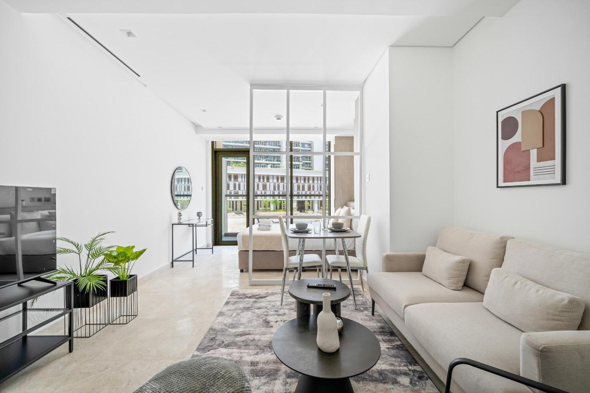 Modern Near Mall Apartment