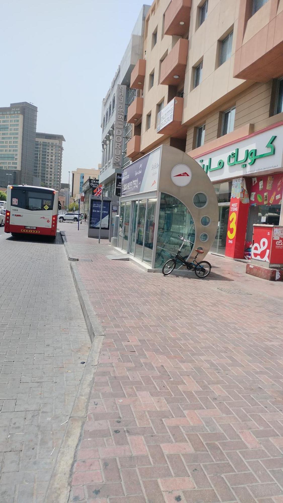 Loft And Full Partition Near Deira Fish Roundabout Metro *