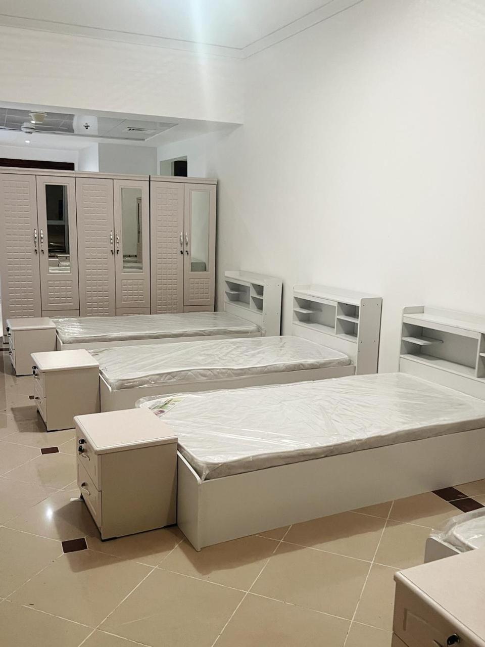 Capsule hotel Ready To Rent Partitions Bed Spaces &