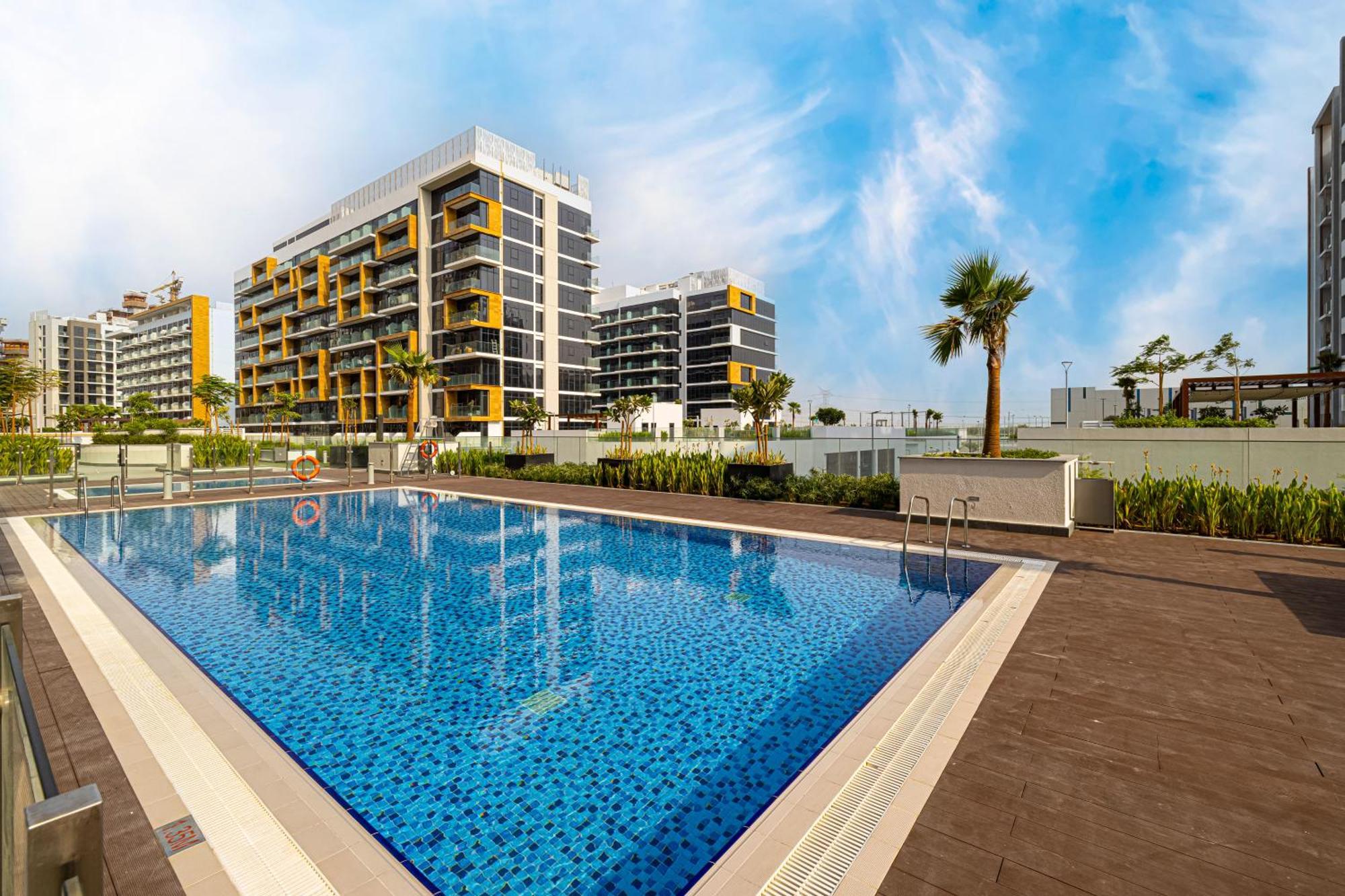 Apartment Brand New In Azizi Riviera *