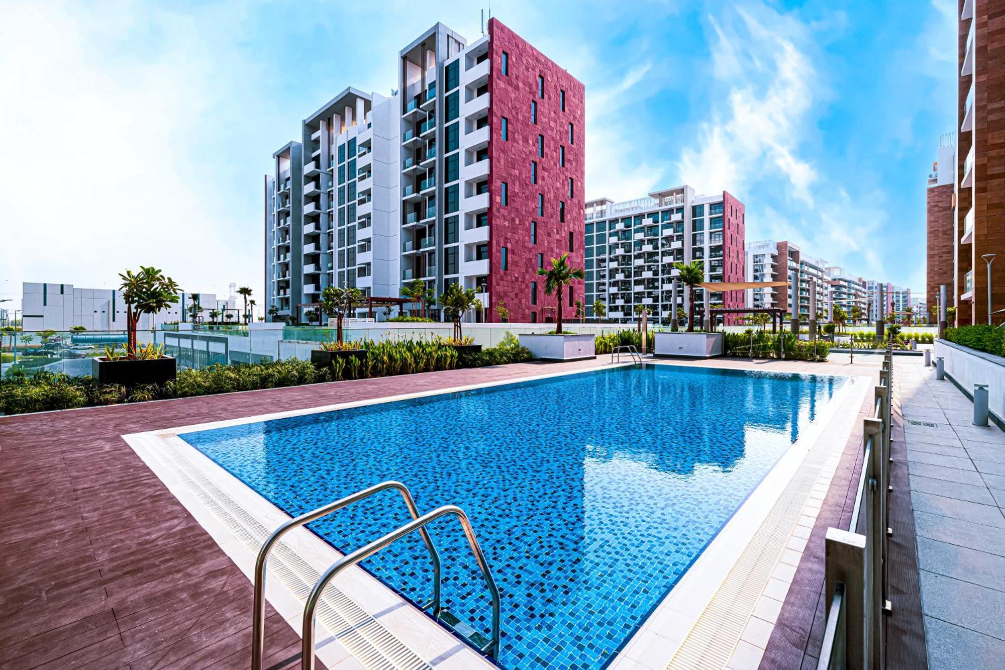 Apartment Brand New In Azizi Riviera Dubai