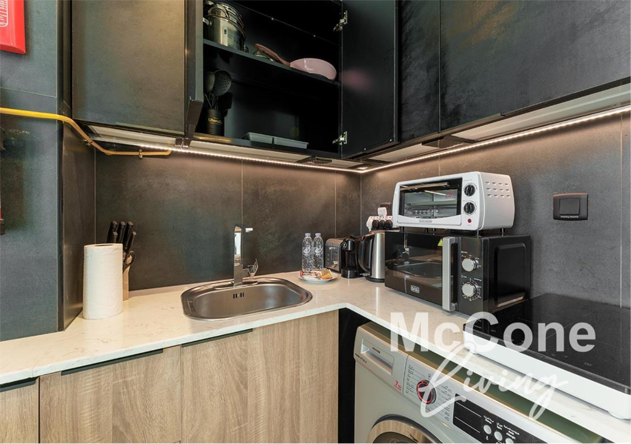Apartment Stylish With Gym & Pool Access