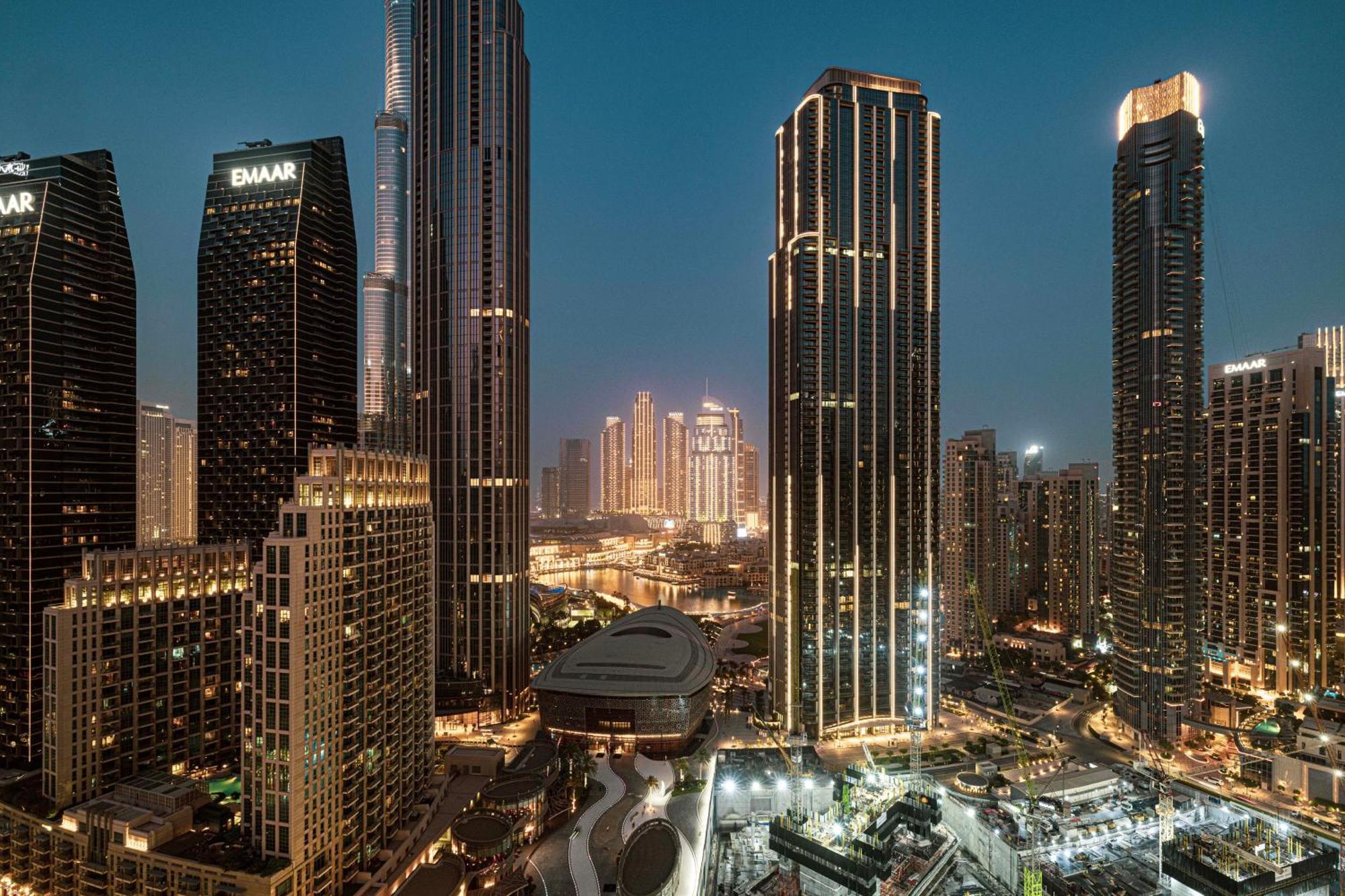 Kabene Exotic, Burj Khalifa & Fountain View, 5 Starts, 4 Bedroom, In Apartment *