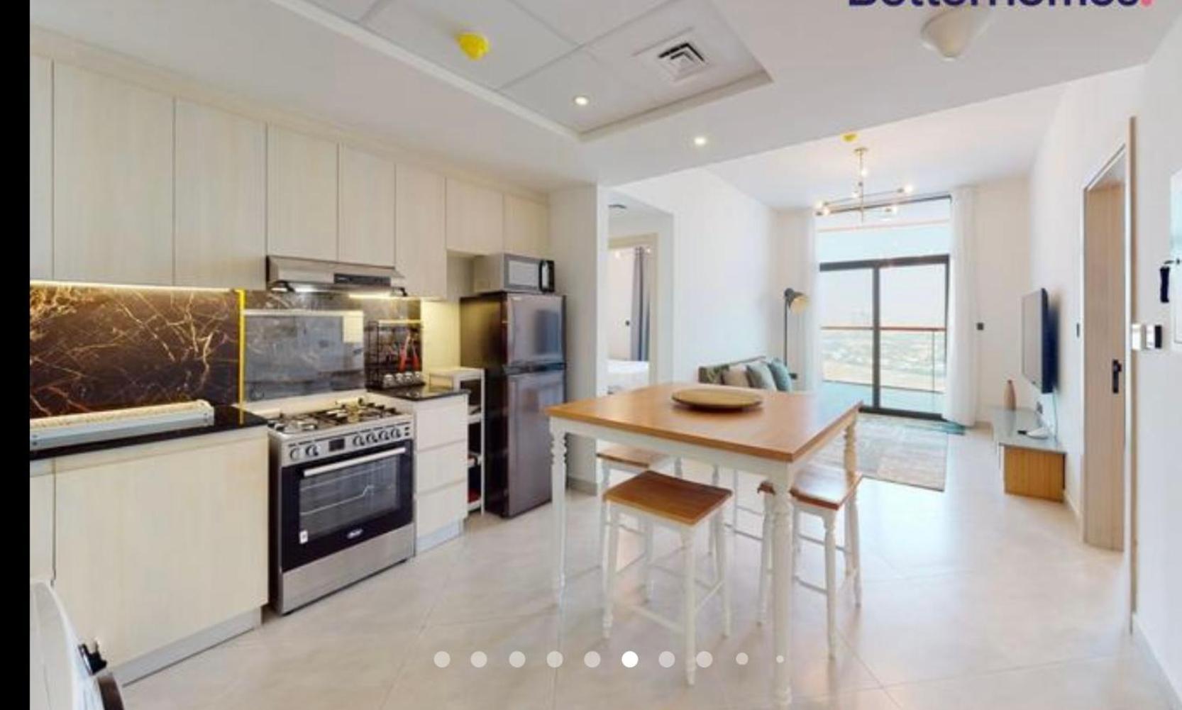 Apartment Sky City View