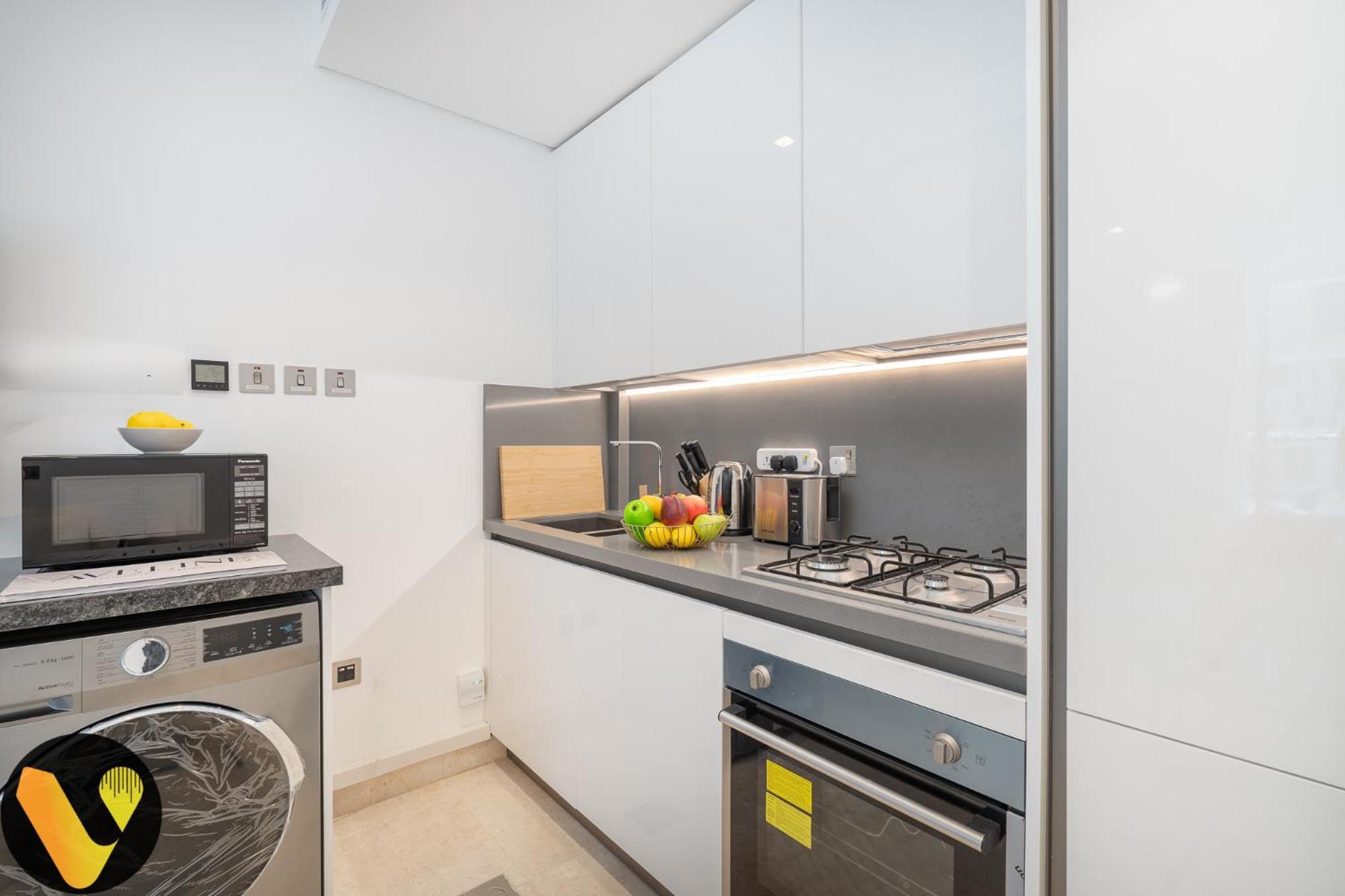 Apartment Vogue Sterling East Near Mall & Burj Khalifa Dubai