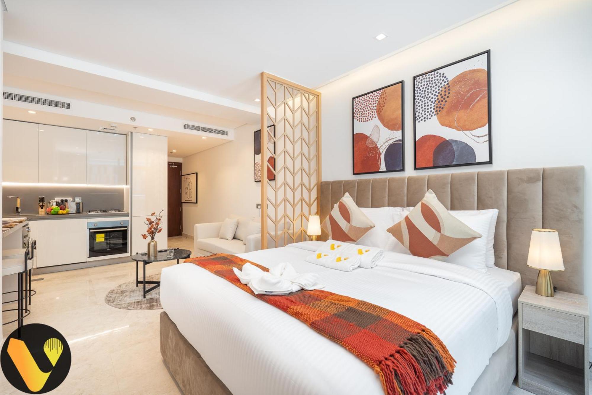 Vogue Sterling East Near Mall & Burj Khalifa * Dubai