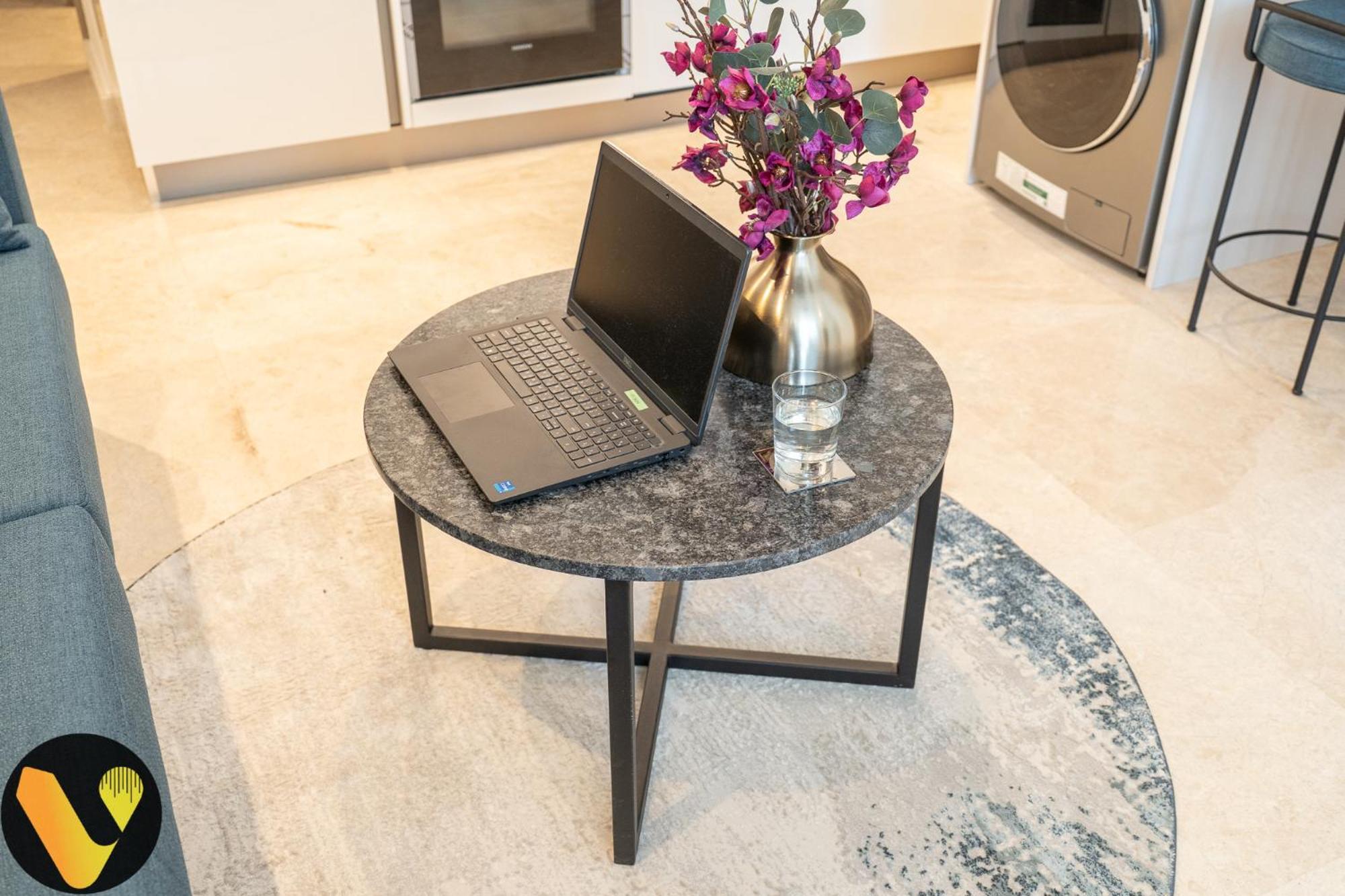Apartment Vogue Sterling East Near Mall & Burj Khalifa Dubai