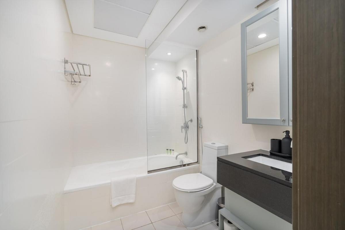 Cozy Loft In Downtown With Greenery View, Sleeps 4