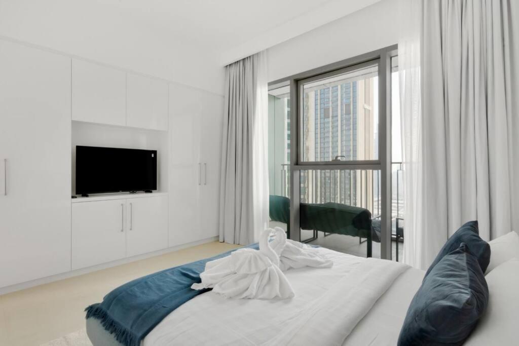 Apartment Luxury And Elegant 2br With Burj Khalifa View *