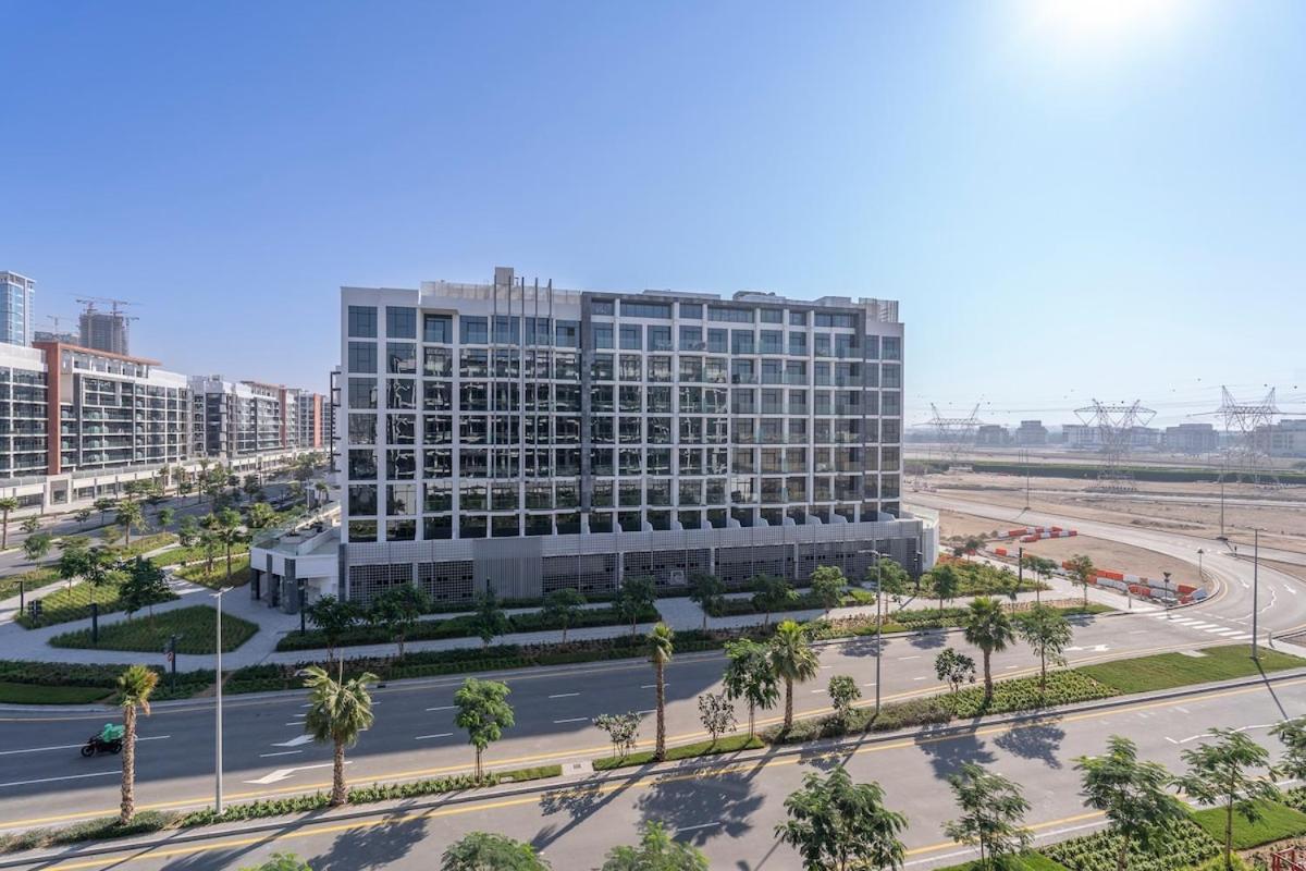 Lovable Studio With Street View At Azizi Riviera In Meydan One *