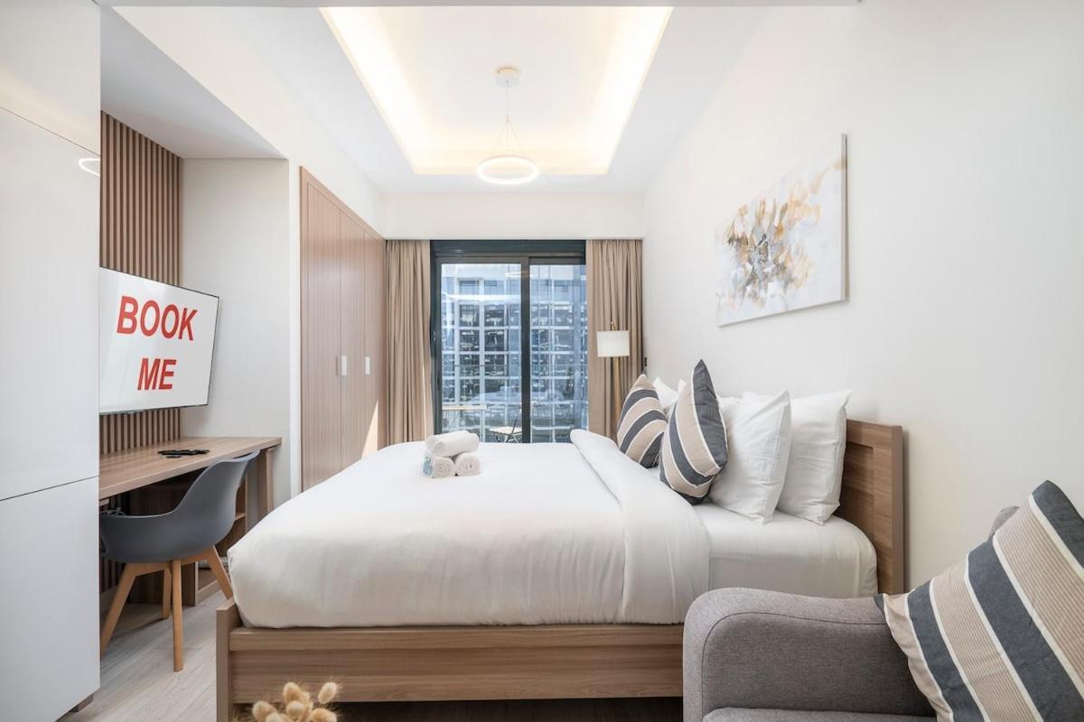 Lovable Studio With Street View At Azizi Riviera In Meydan One