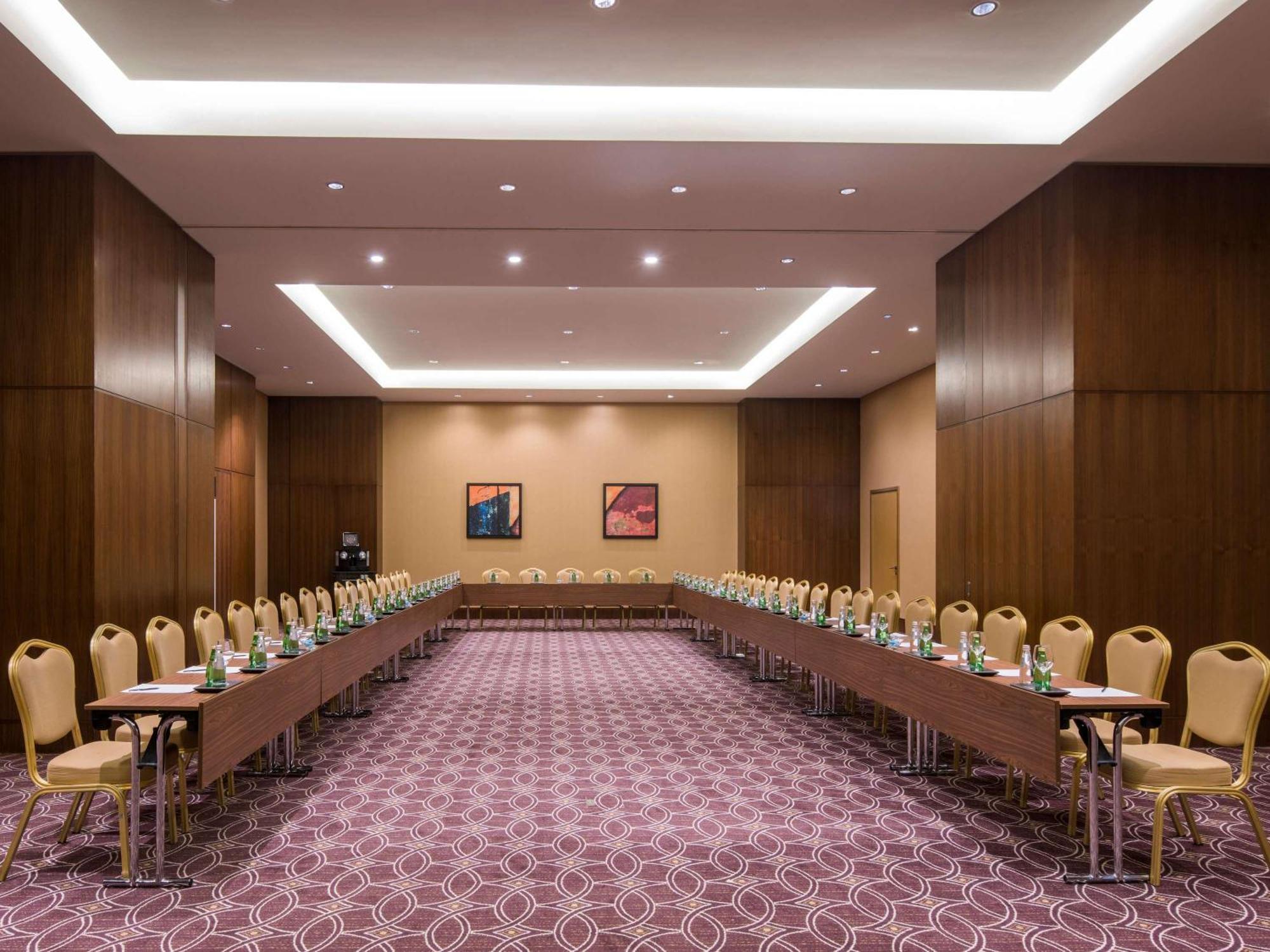 Swissotel Living Al Ghurair - Deira & Creek - Aparthotel 5*