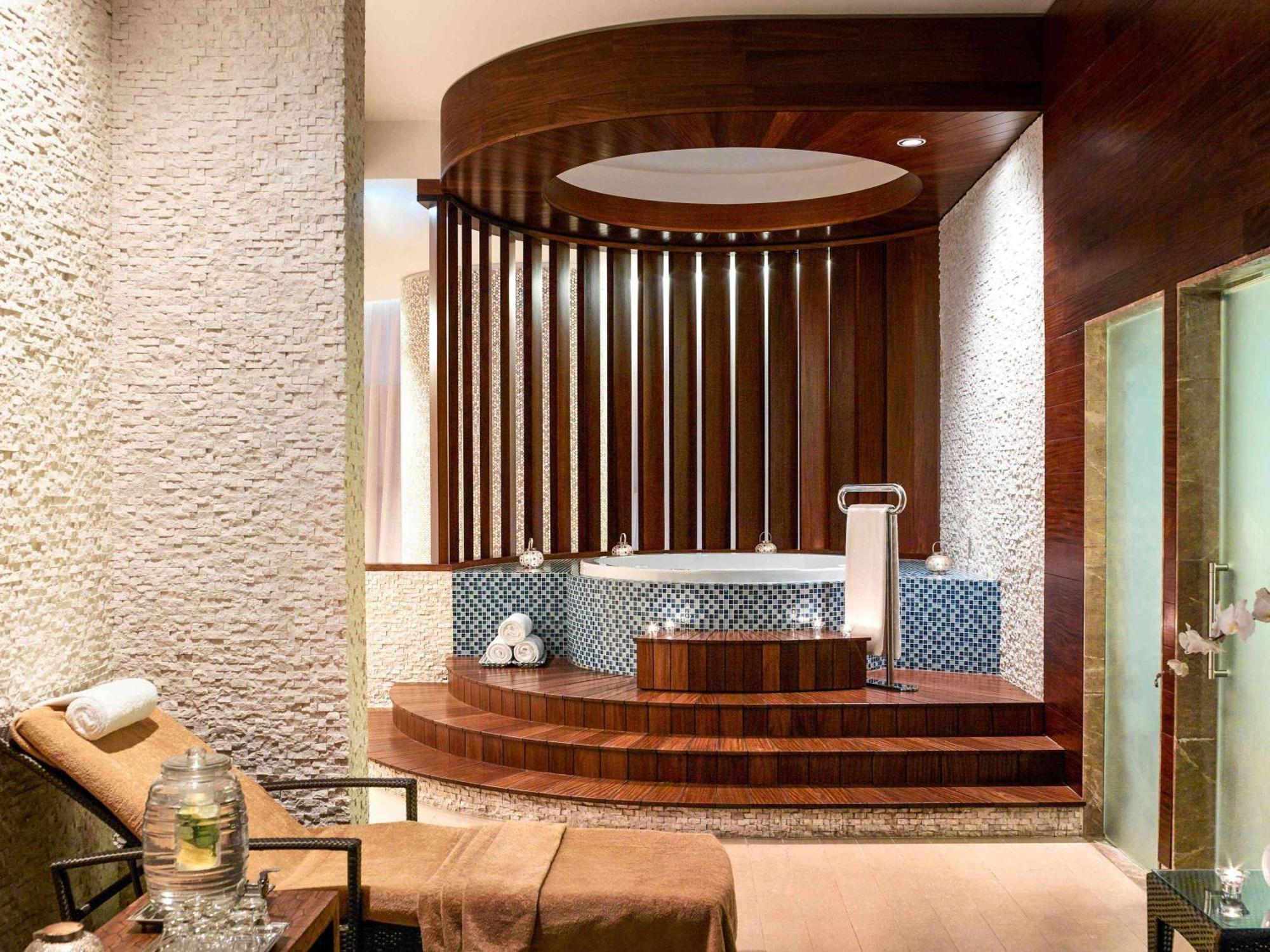 Aparthotel Swissotel Living Al Ghurair - Deira & Creek - 5*
