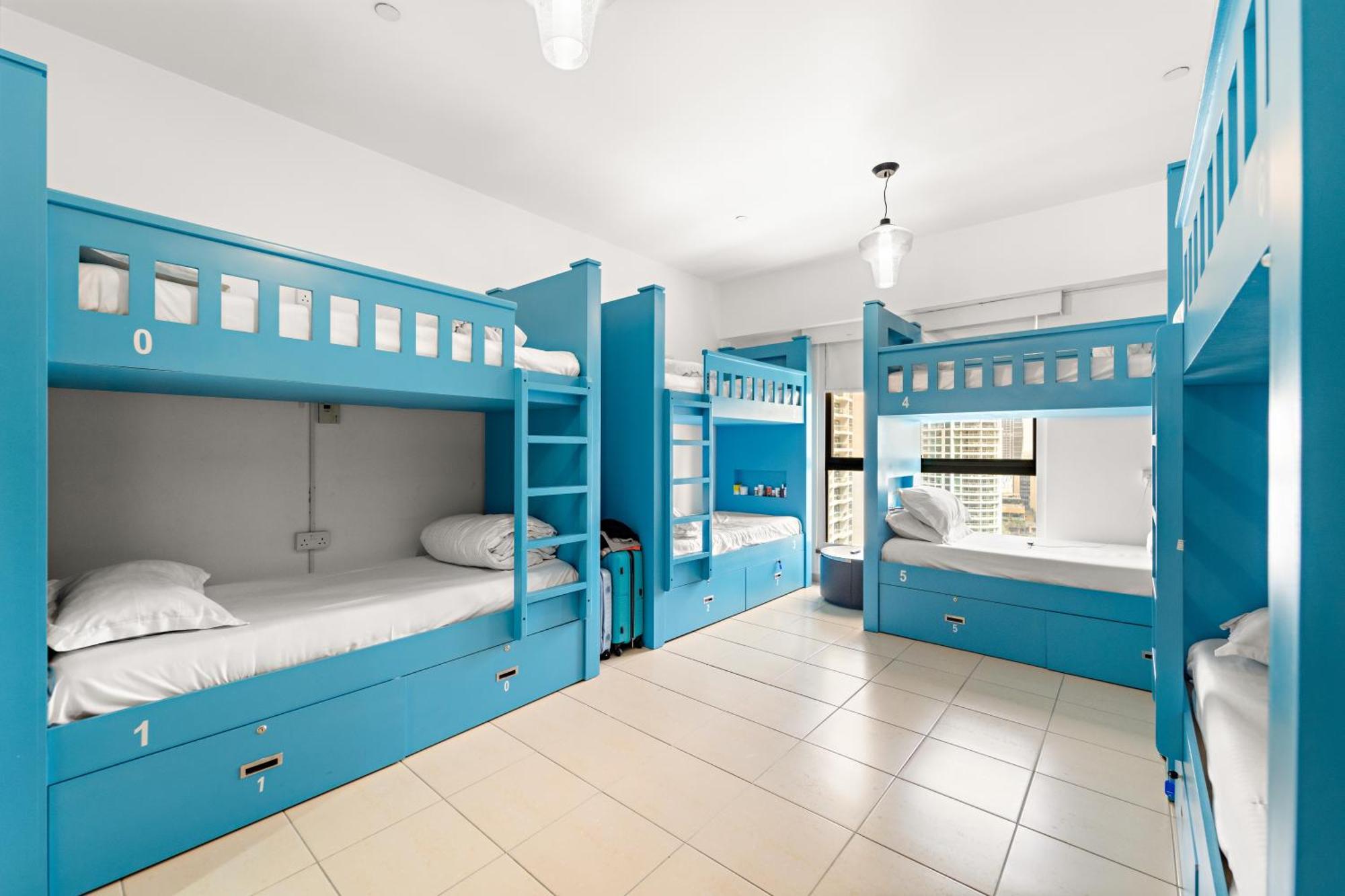 Living Jbr Hostel *