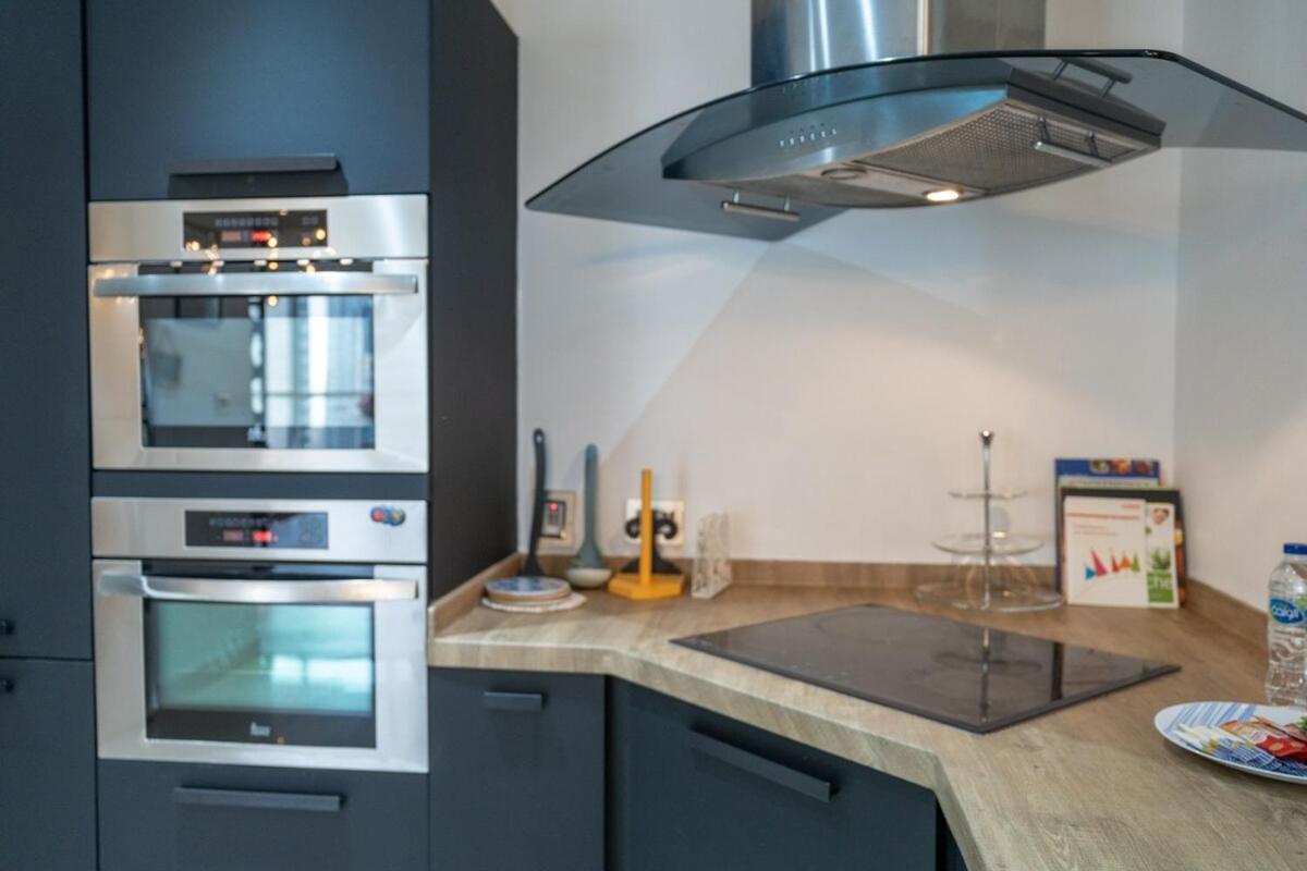 Ferienhaus Stylish Pad Right By The Beach Dubai