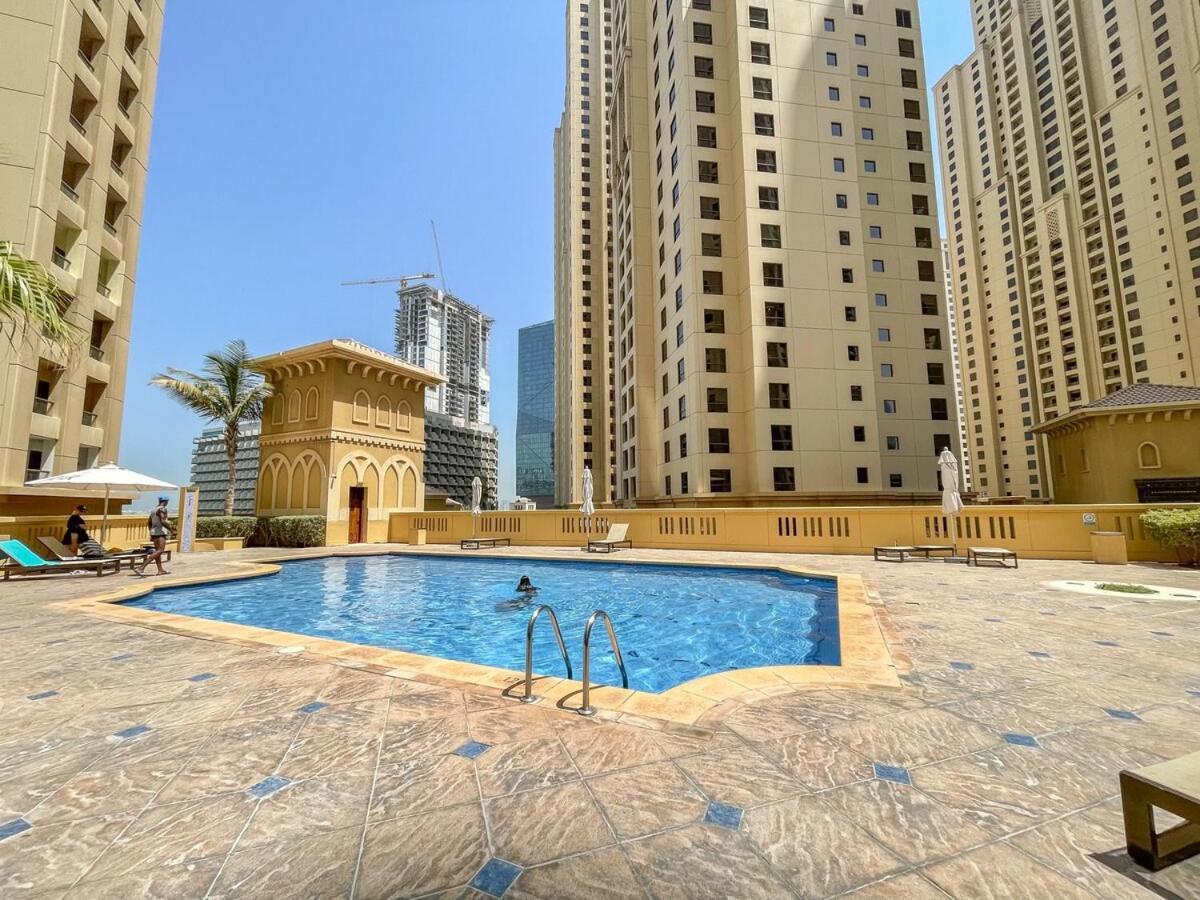 Stylish Pad Right By The Beach Ferienhaus Dubai