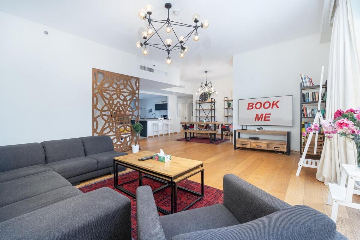 Ferienhaus Stylish Pad Right By The Beach Dubai
