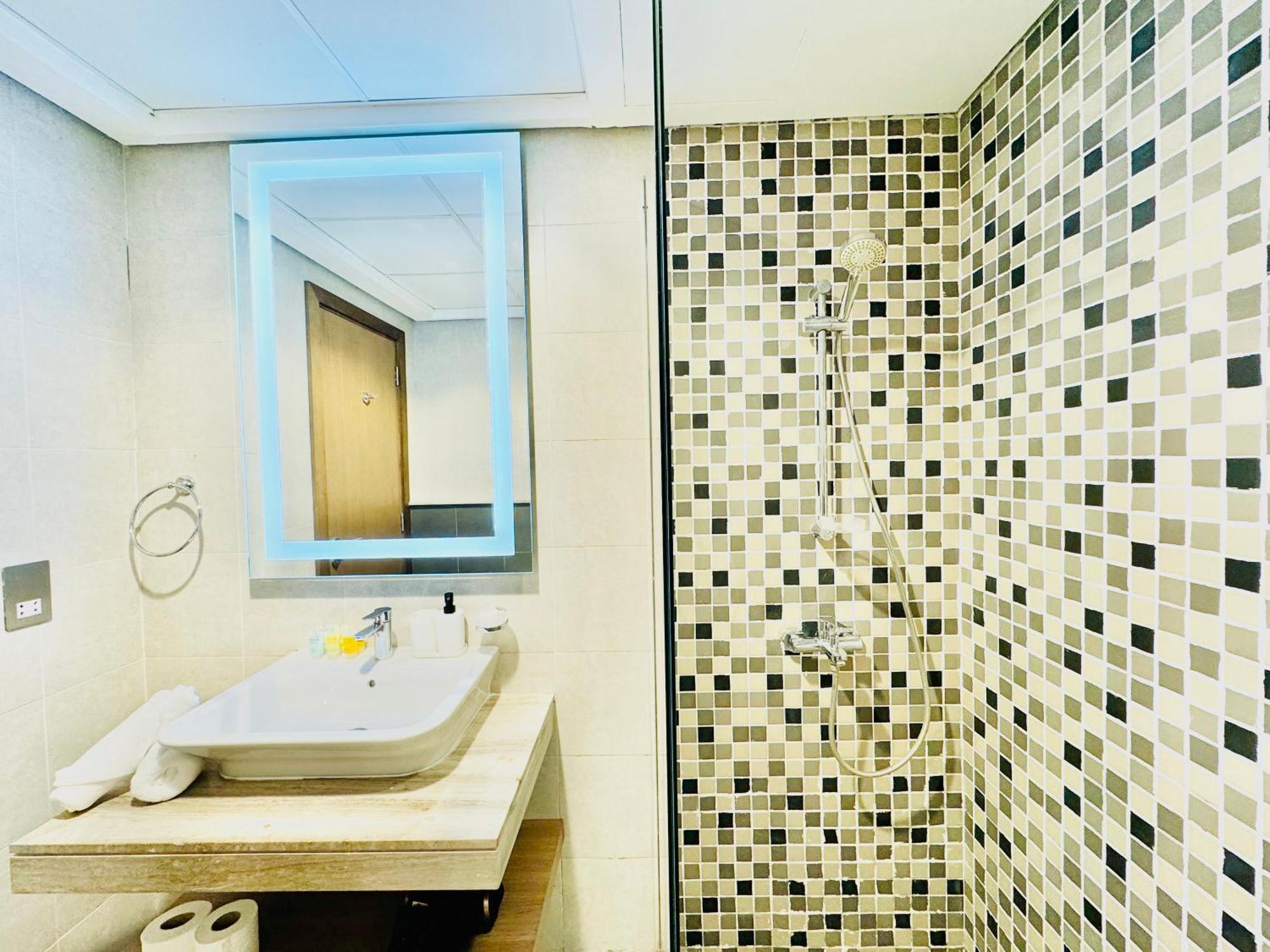 Daire Venduras - Charming 1-bedroom Haven In Jaddaf *