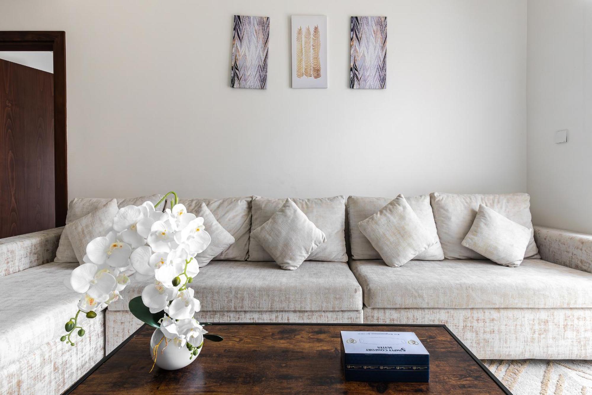 Binghatti Gateway By Simply Comfort Dubai