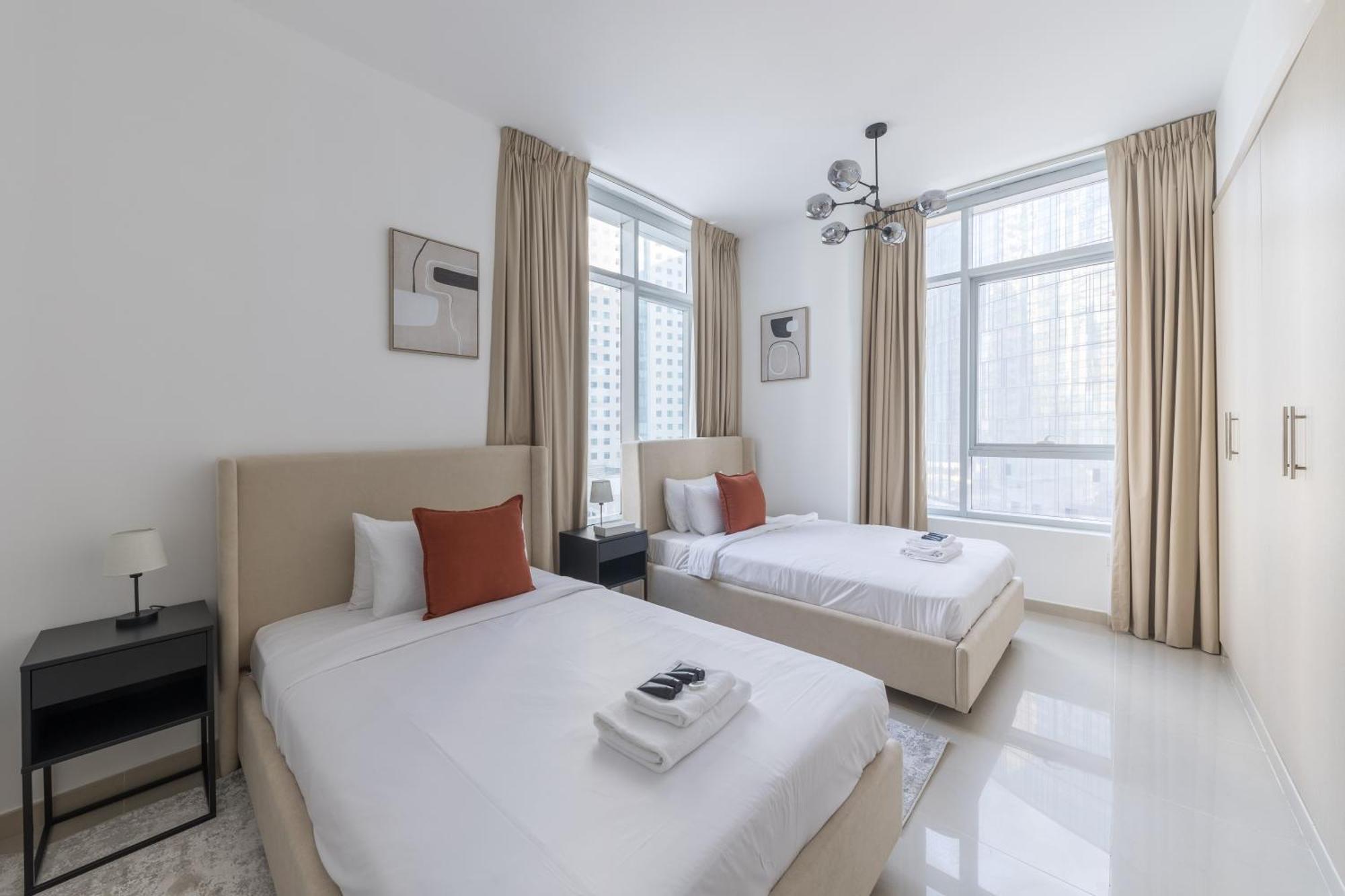 Stylish 2 Bd In Business Bay, Prime Location Dubai