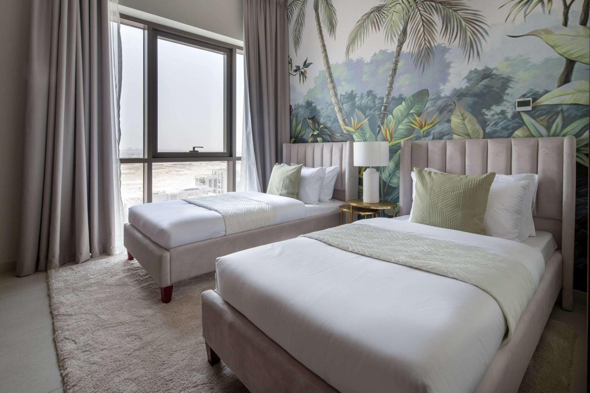 Frank Porter - Vida Creek Dubai