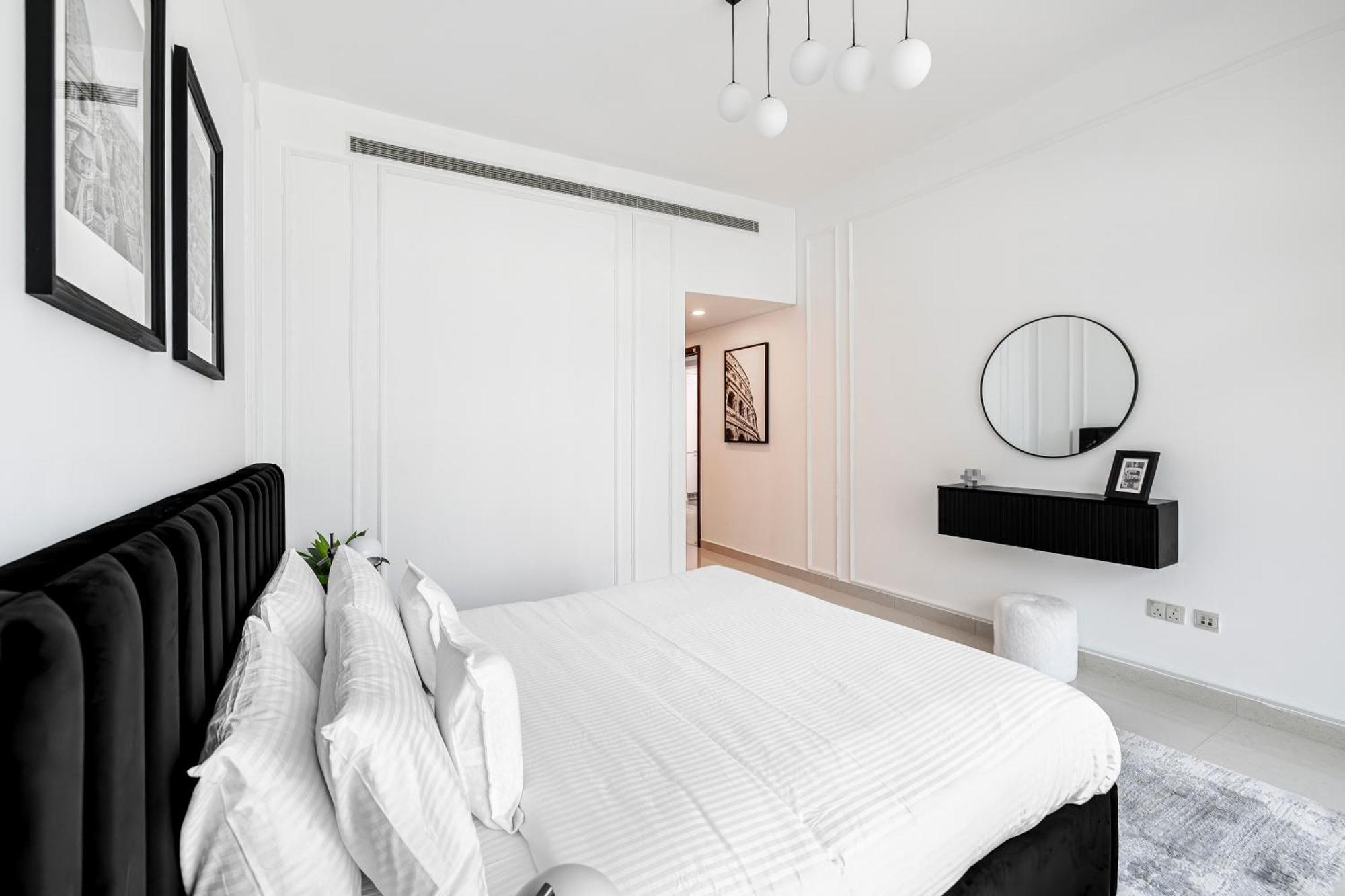 2br View Bay Square B13