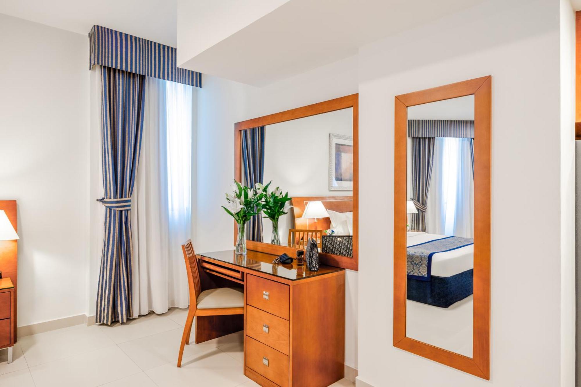 Golden Sands 3* Dubai