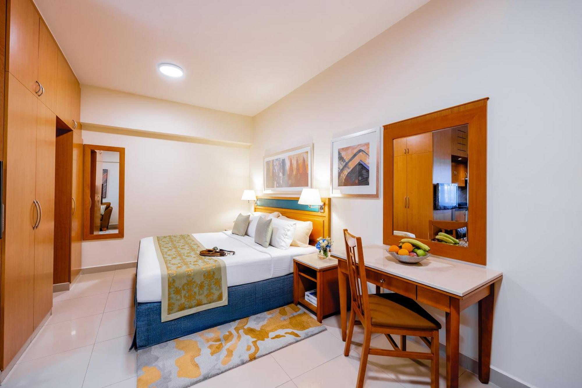 Golden Sands Aparthotel