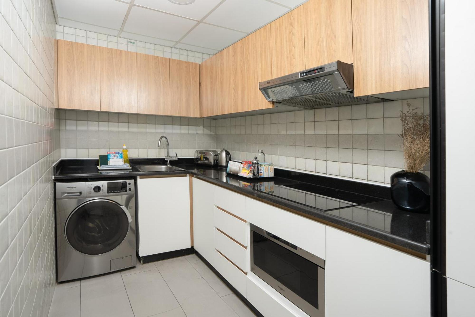 Citadines Metro 4*
