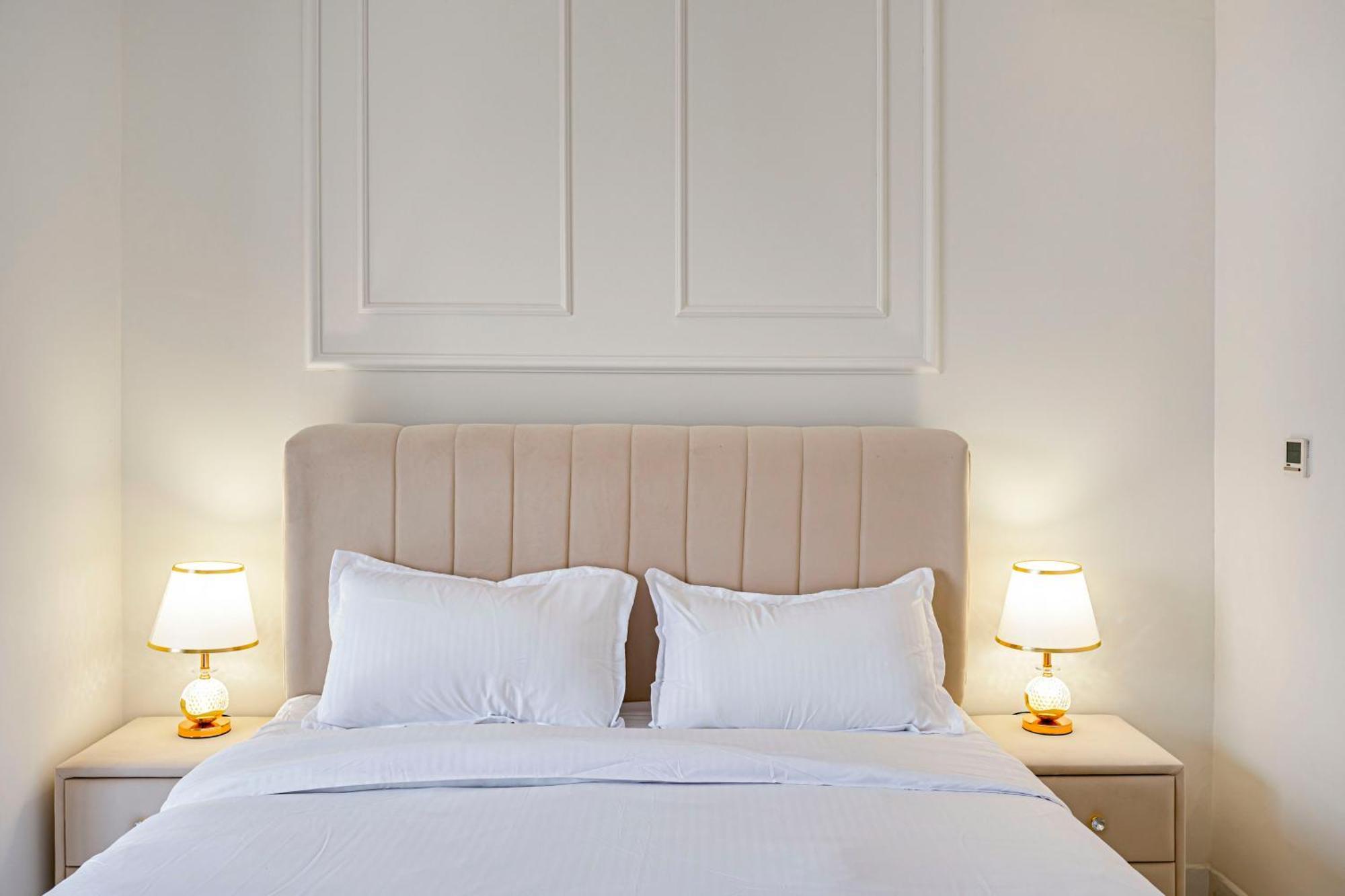 Cozy And Contemporary In Dubailand Daire *