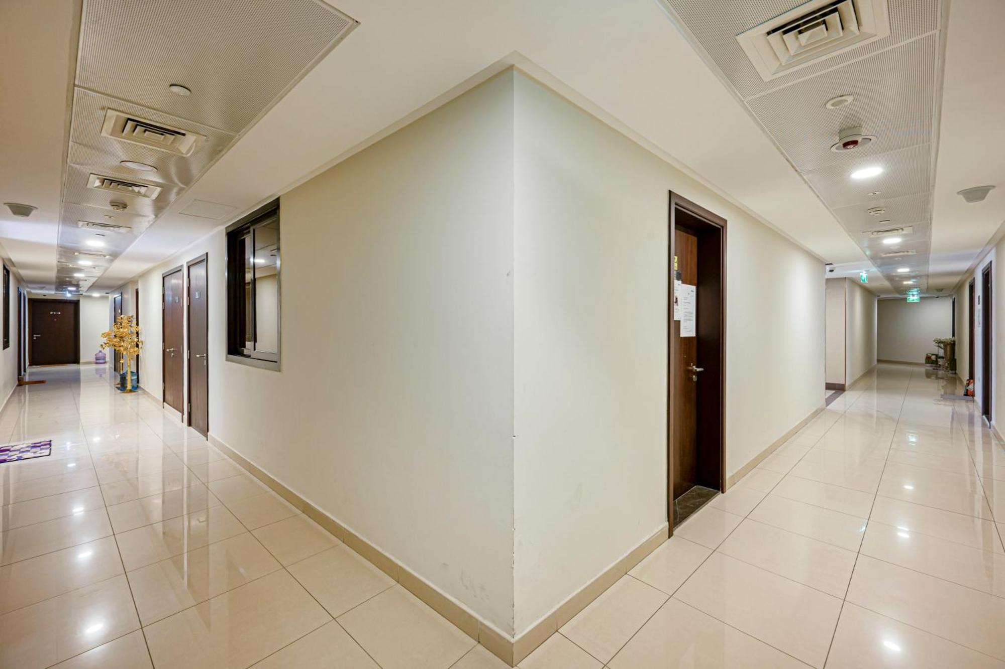 Cozy And Contemporary In Dubailand Daire Dubai