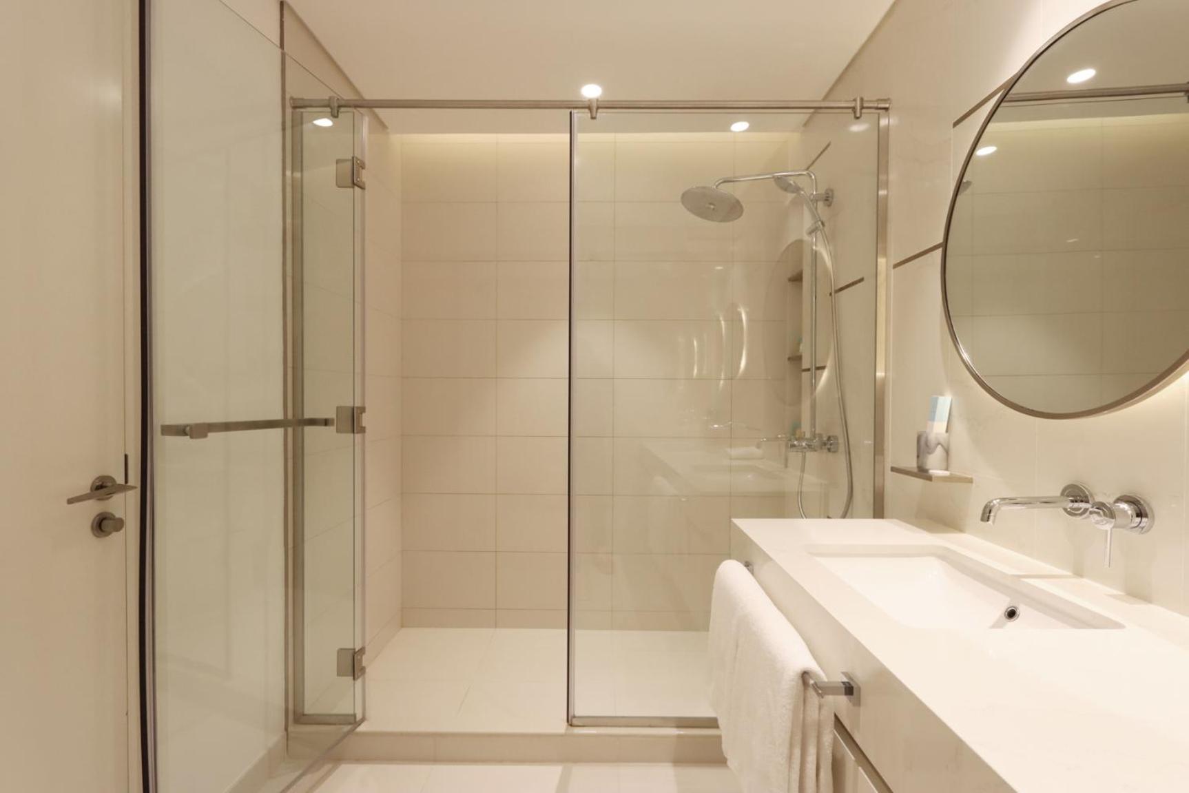 Livbnb - 2b With Sea View Emaar Beachfront Apartment Dubai
