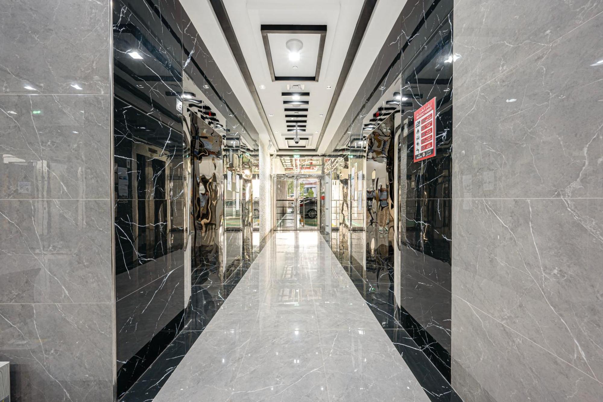 Trendy Getaway In Dubailand's Distric *