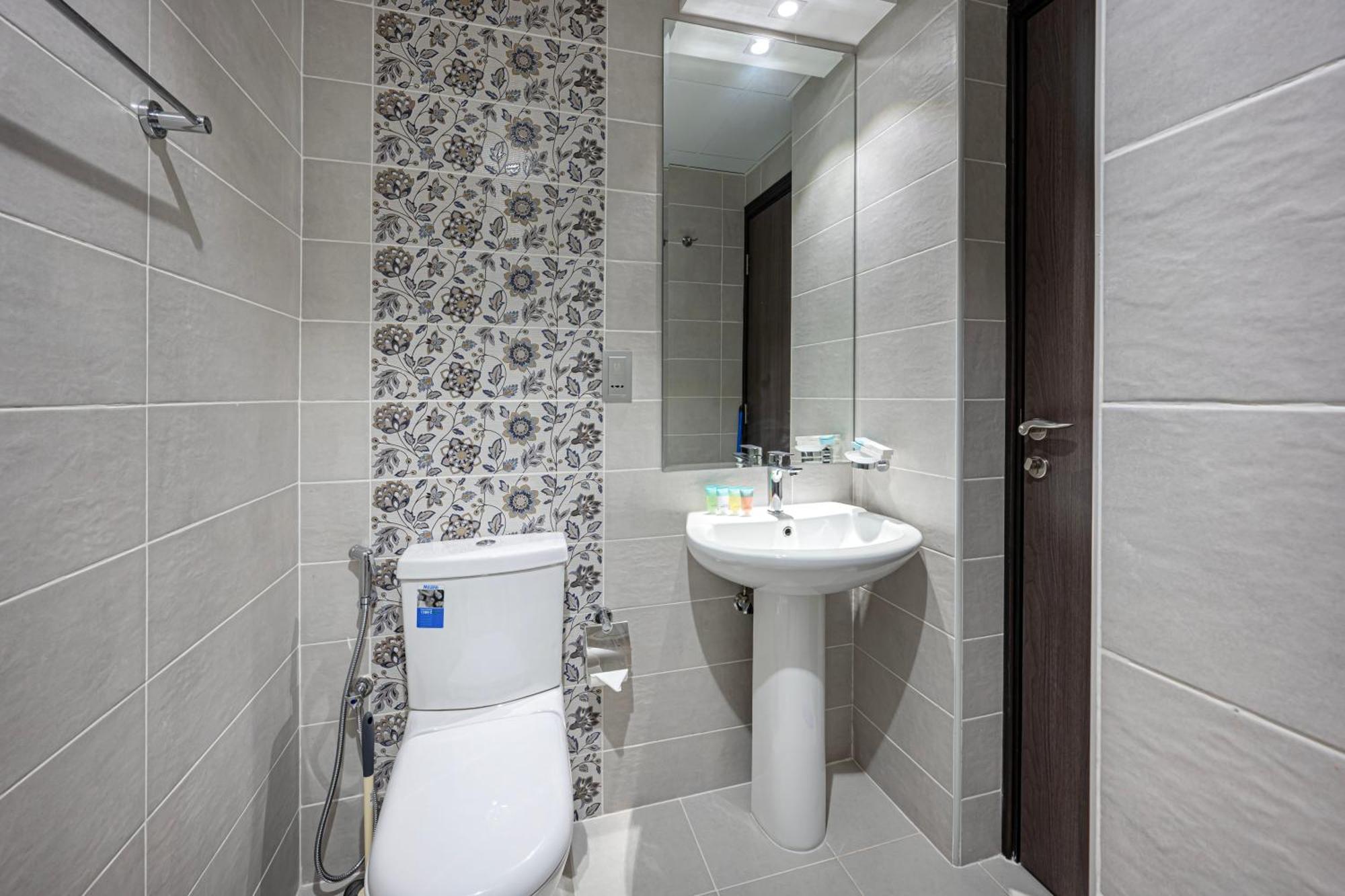 Trendy Getaway In Dubailand's Distric