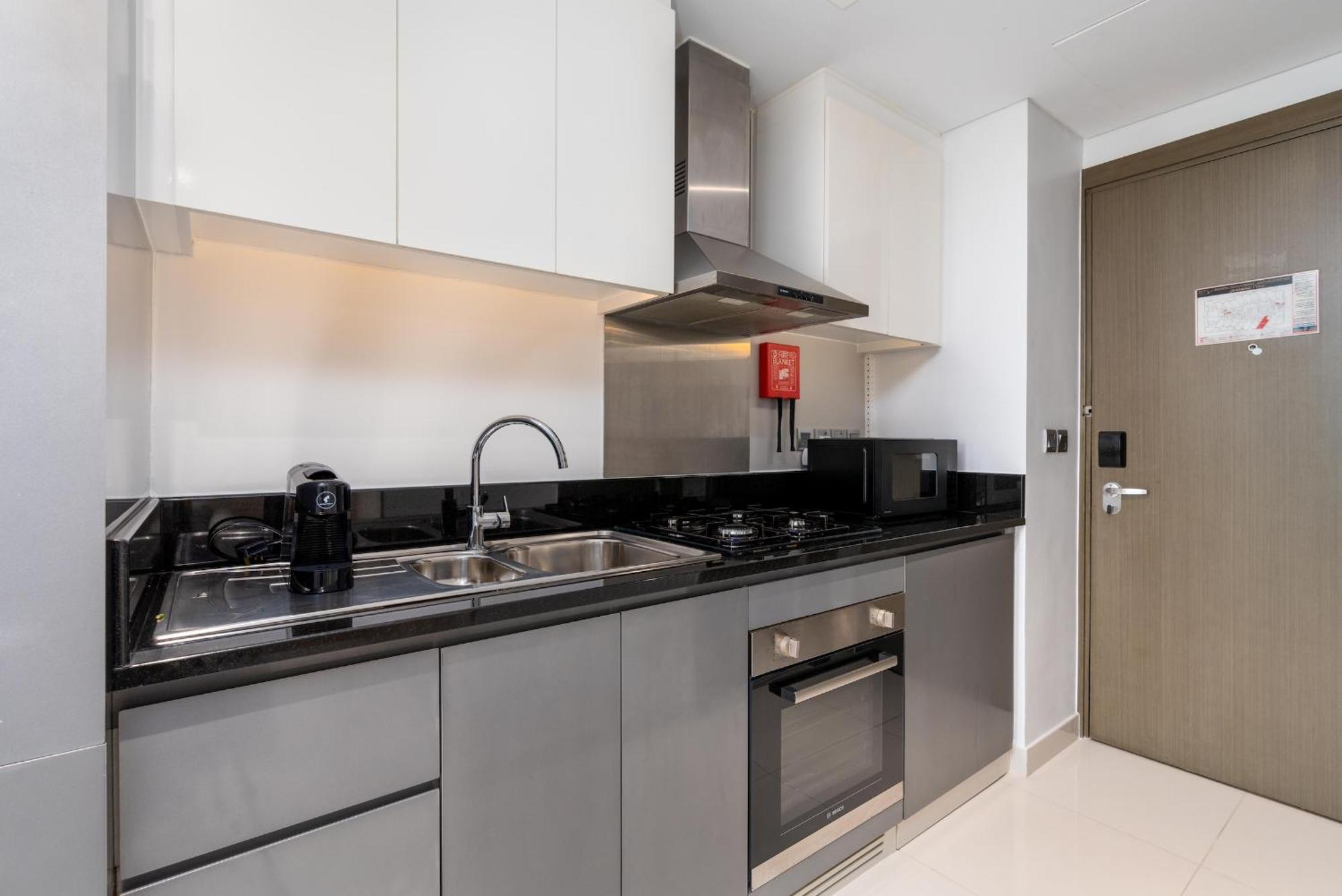 Daire Business Bay With Canal View - Cityapartmentstay Dubai