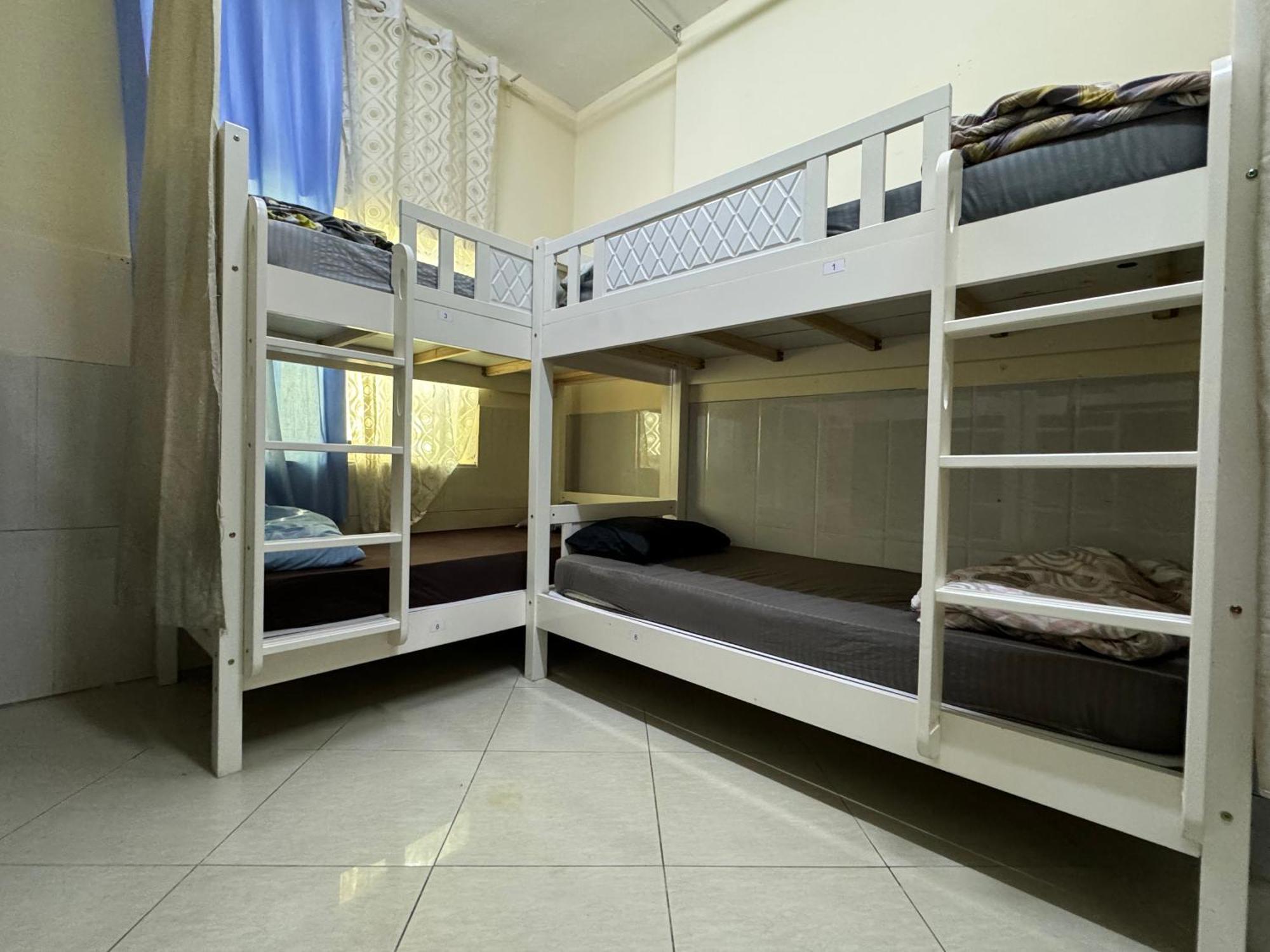 Hostel Happy Living Dubai