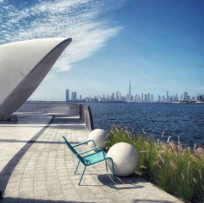Contemporary 1br With Pool At Creek Harbour Apartment Dubai