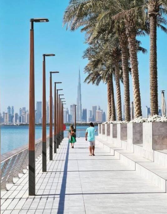Apartment Contemporary 1br With Pool At Creek Harbour Dubai
