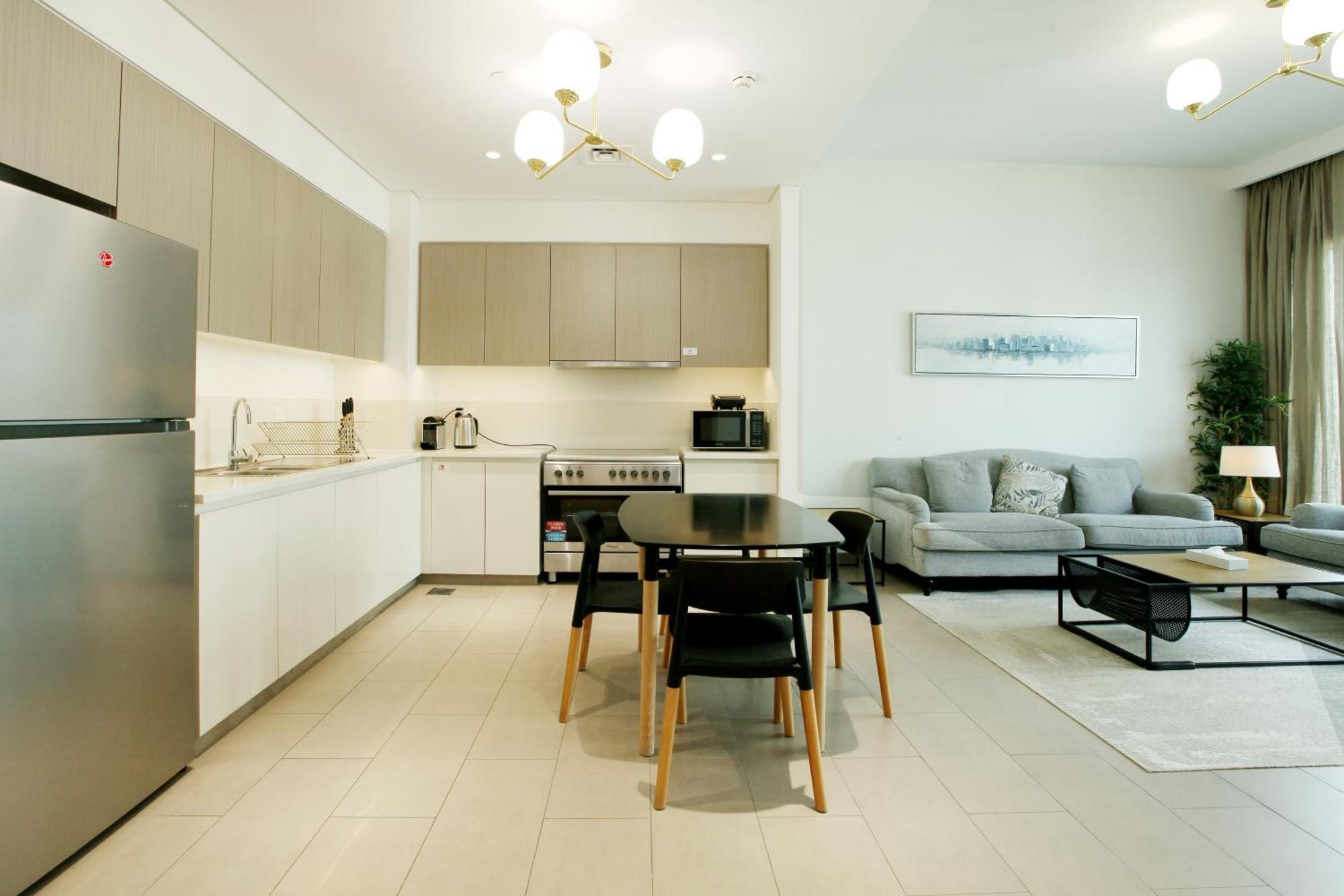 Brown Stone - Hills Mall Apartment