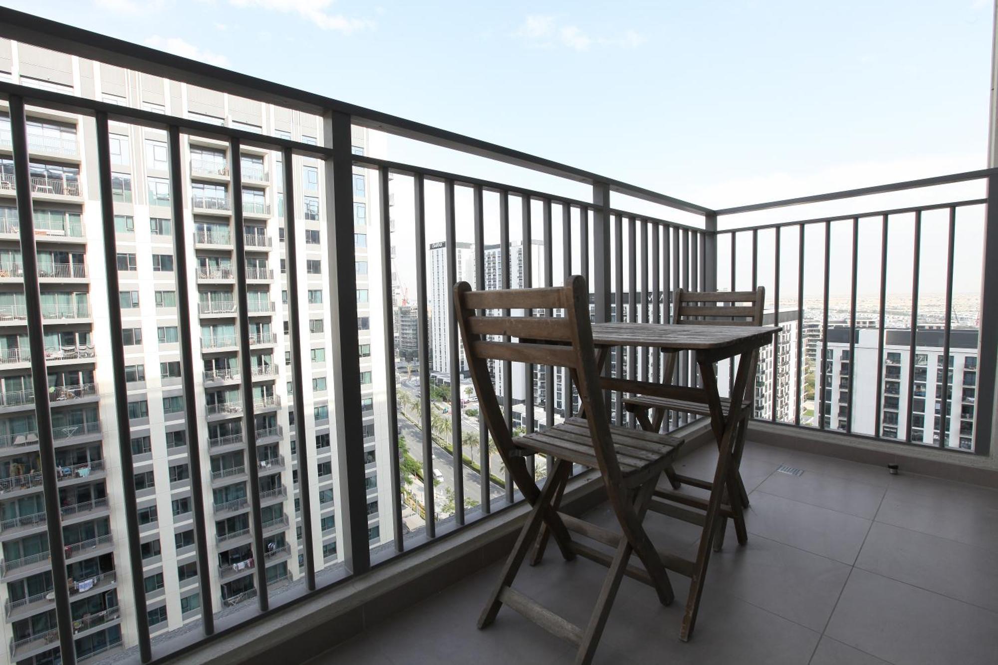 Apartment Brown Stone - Hills Mall Dubai